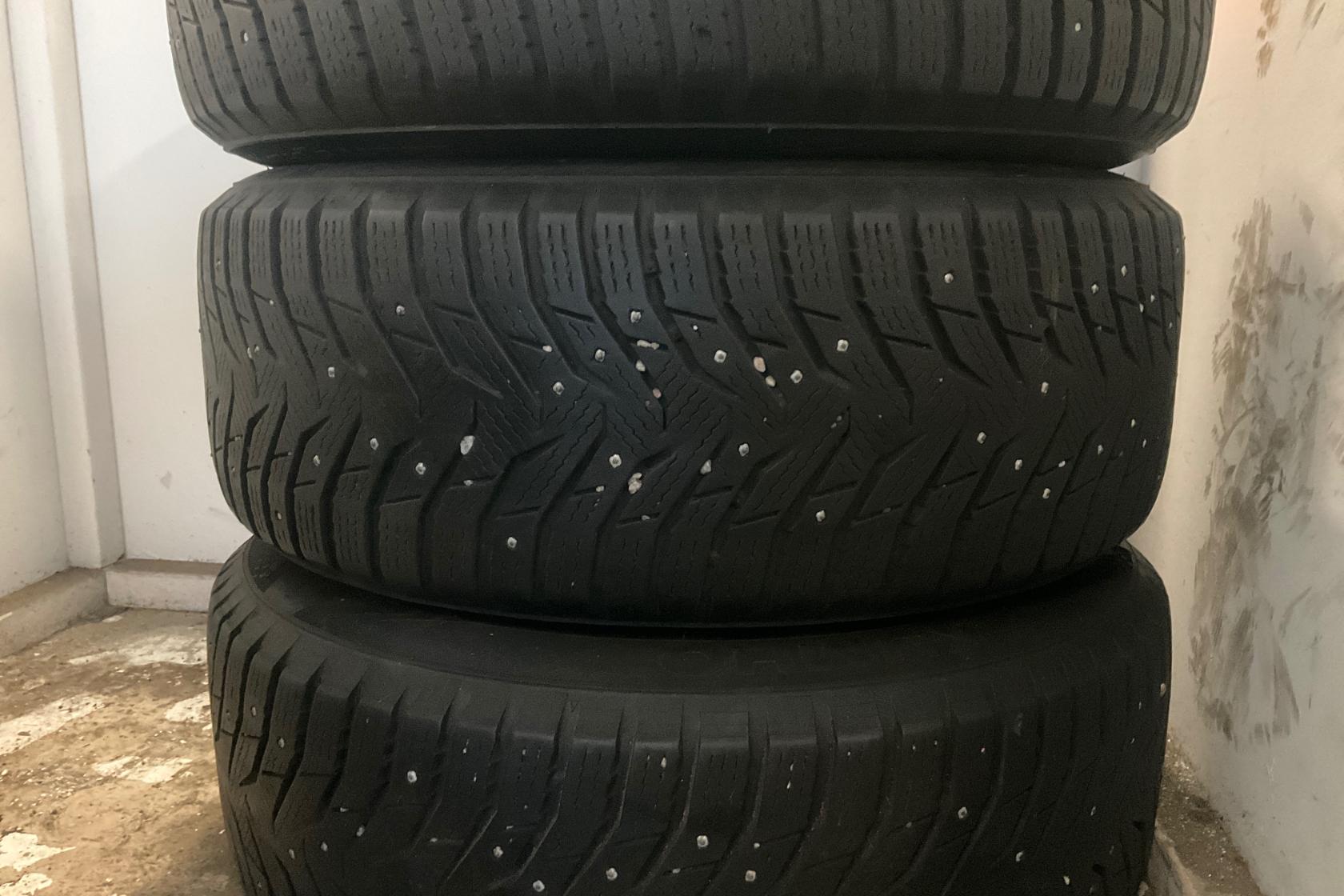 Vinterhjul (nr 72) KUMHO WINTERCRAFT ICE 225/55R17 - 0 km