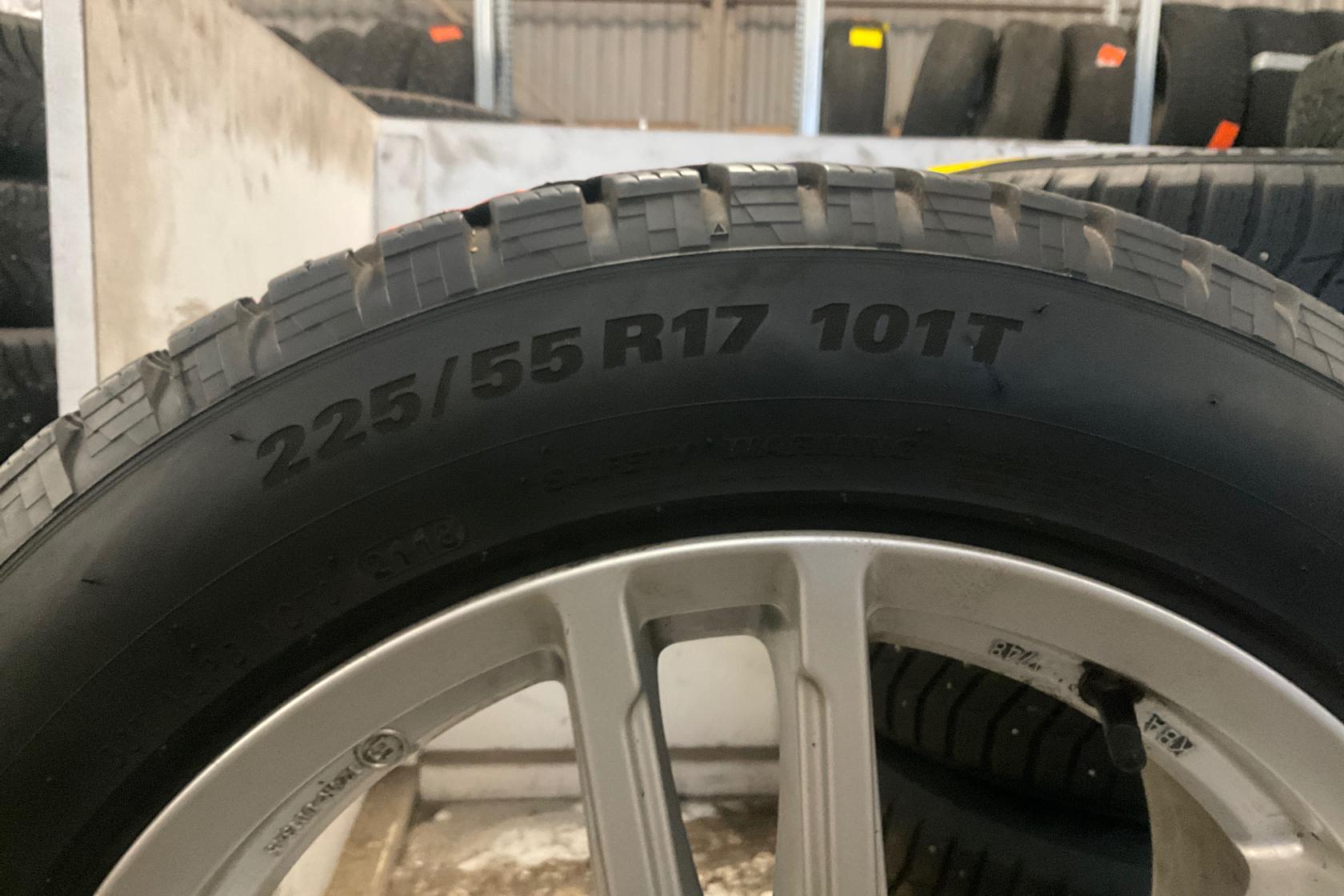 Vinterhjul (nr 72) KUMHO WINTERCRAFT ICE 225/55R17 - 0 km