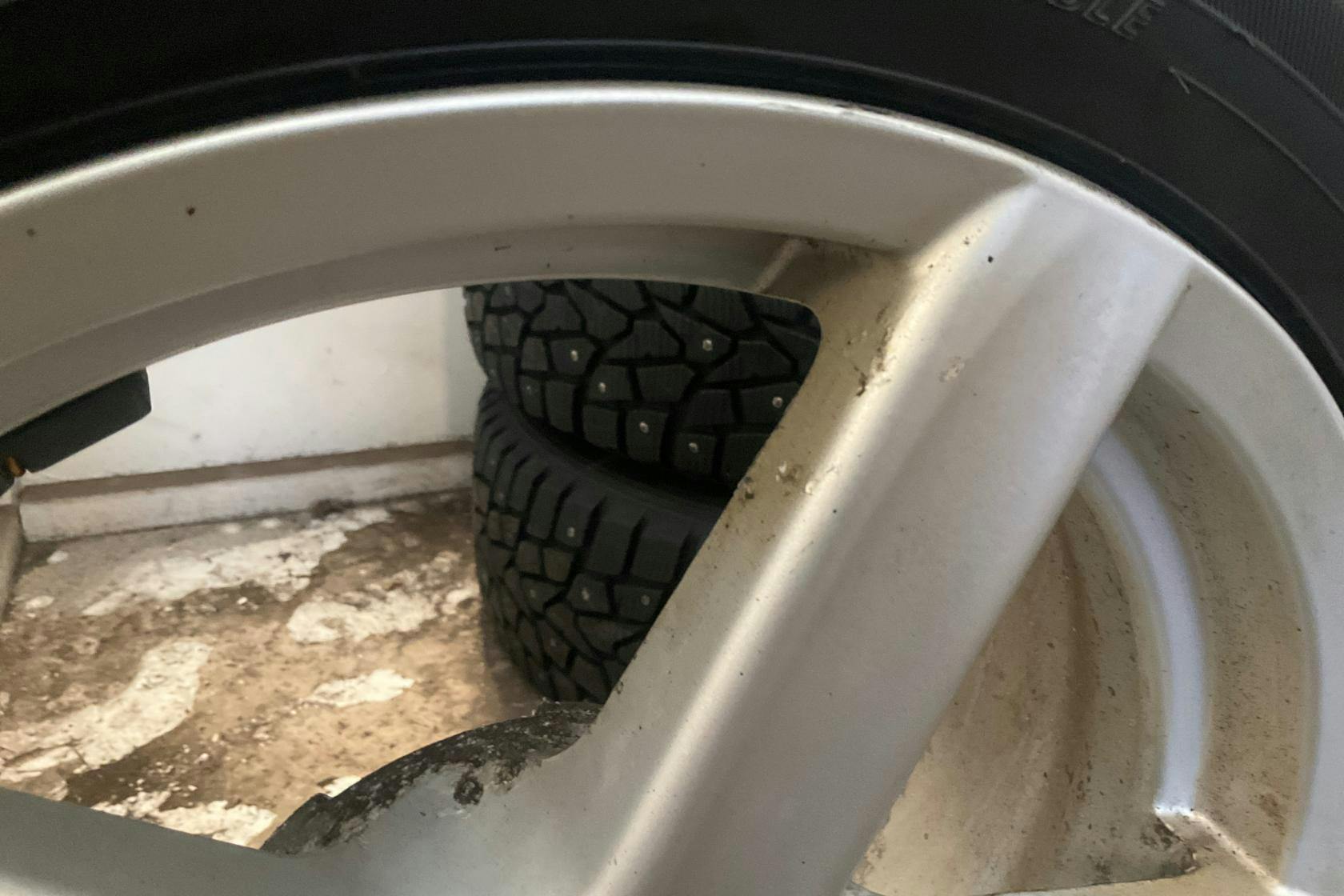 Vinterhjul (nr 76) FALKEN ESPIA ICE 225/55R17 - 0 km