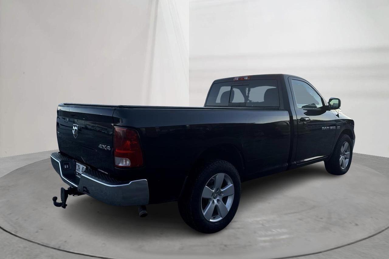 Dodge RAM 1500 5.7 V8 4x4 (390hk) - 126 030 km - Automaattinen - musta - 2012