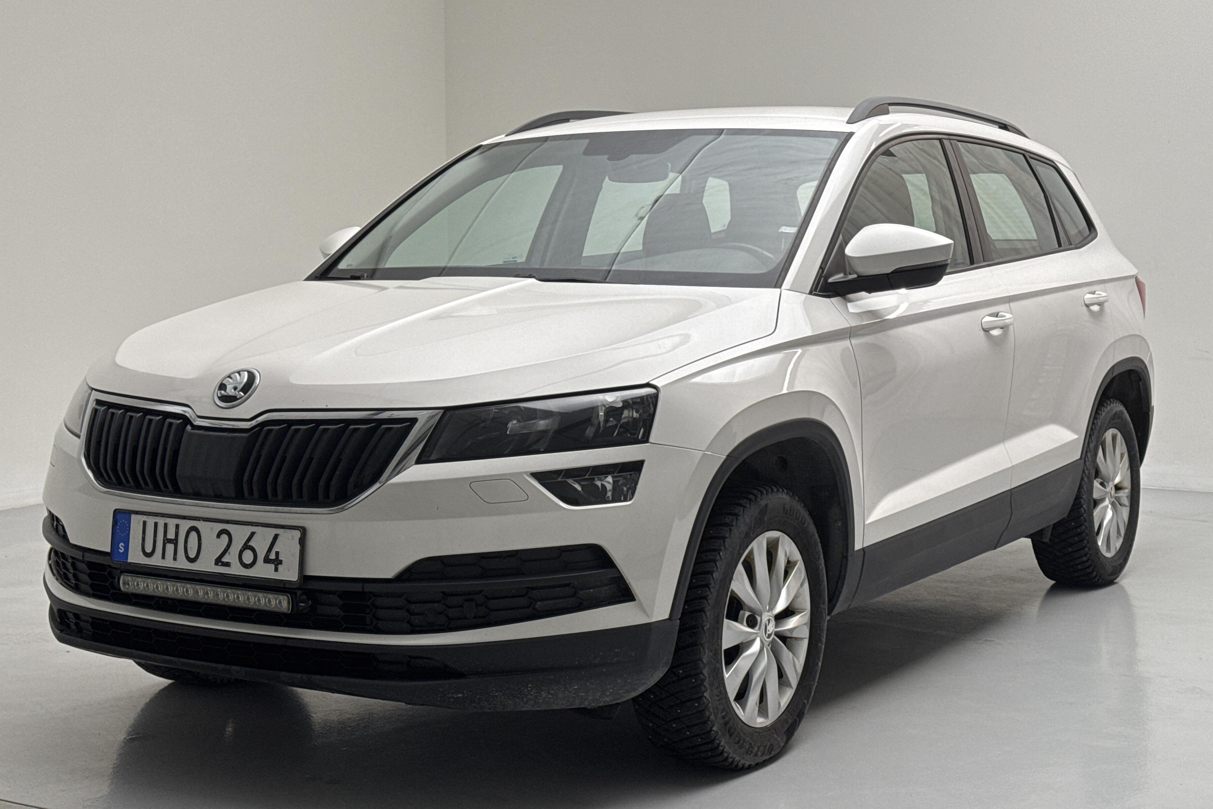 Skoda Karoq 2.0 TDI 4X4 (150hk) - 17 602 mil - Manuell - vit - 2019