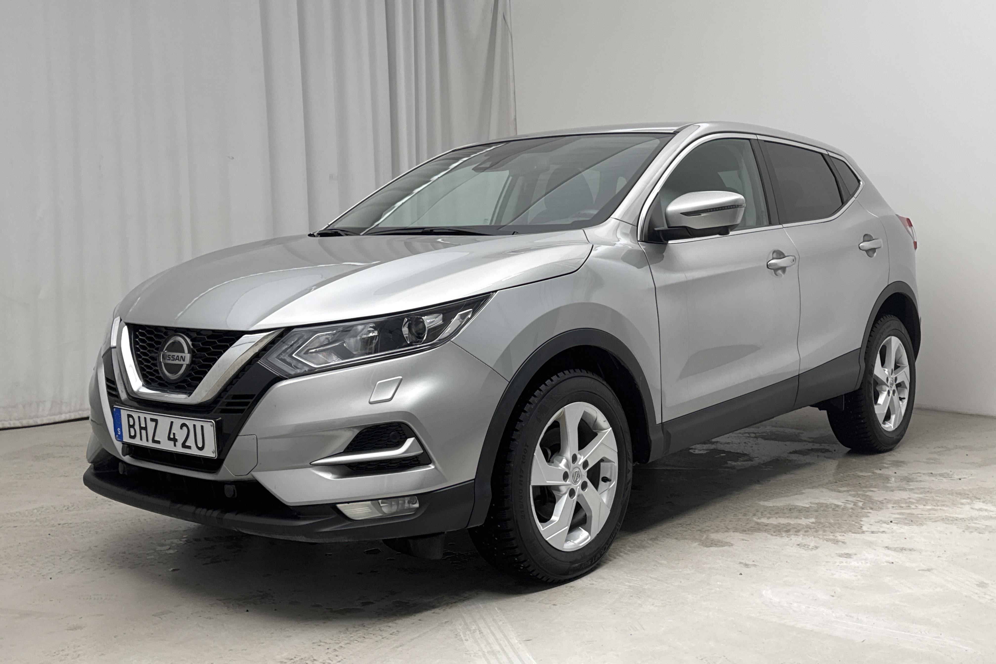 Nissan Qashqai 1.3 DIG-T (160hk) - 4 467 mil - Automat - silver - 2021