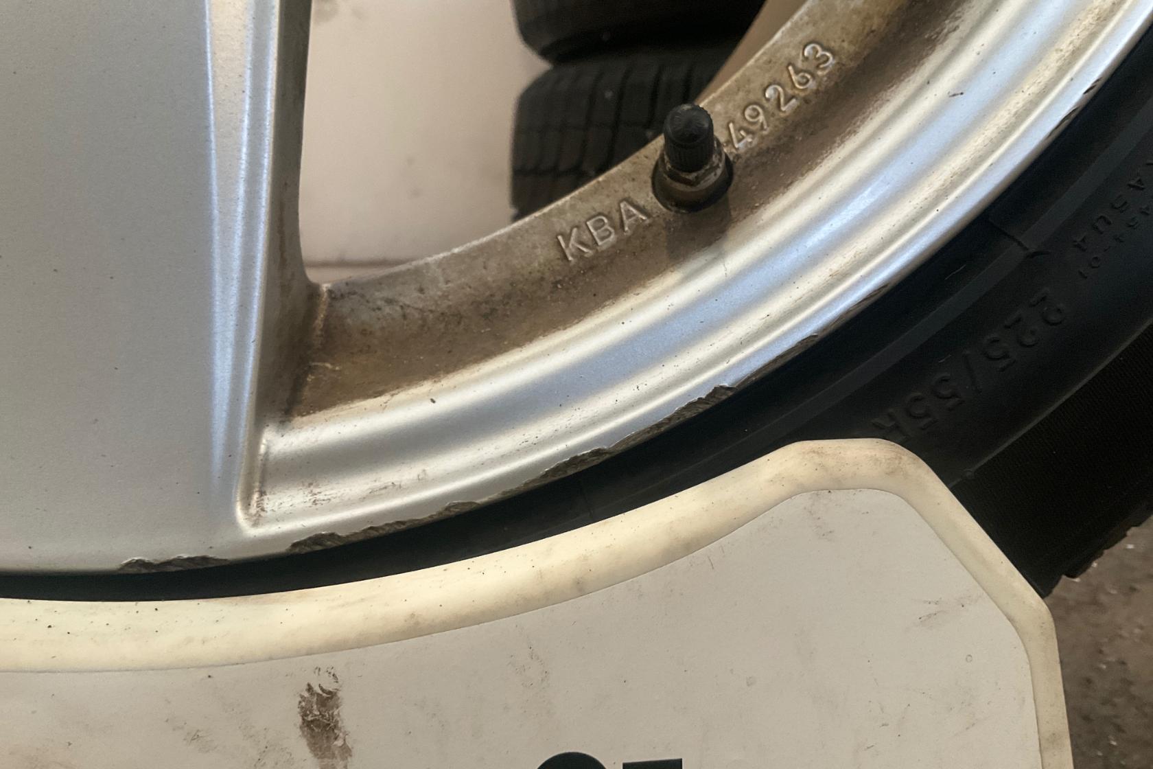 Vinterhjul (nr 77)) MICHELIN X-ICE 225/55R17 - 0 km