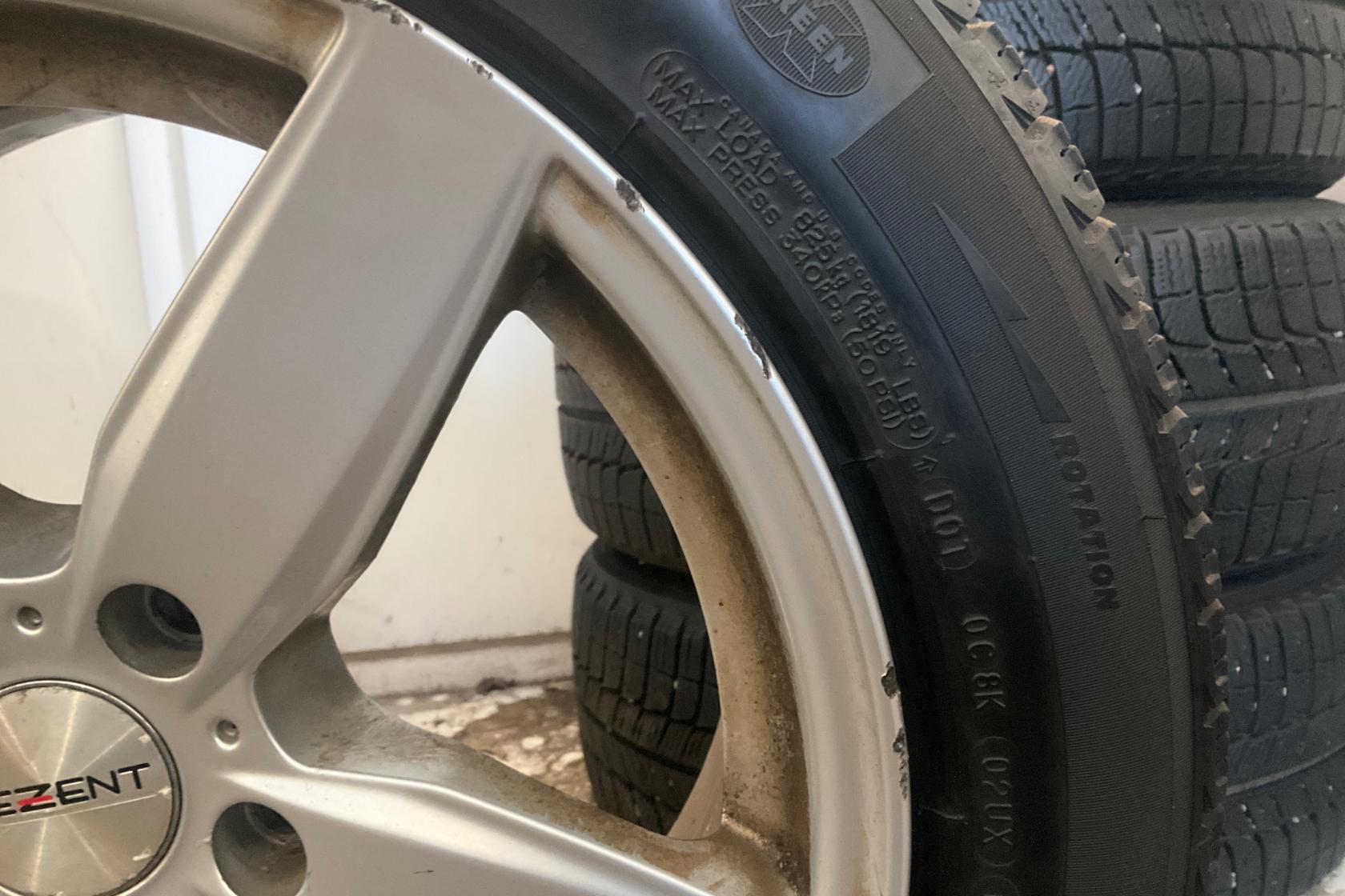 Vinterhjul (nr 77)) MICHELIN X-ICE 225/55R17 - 0 km