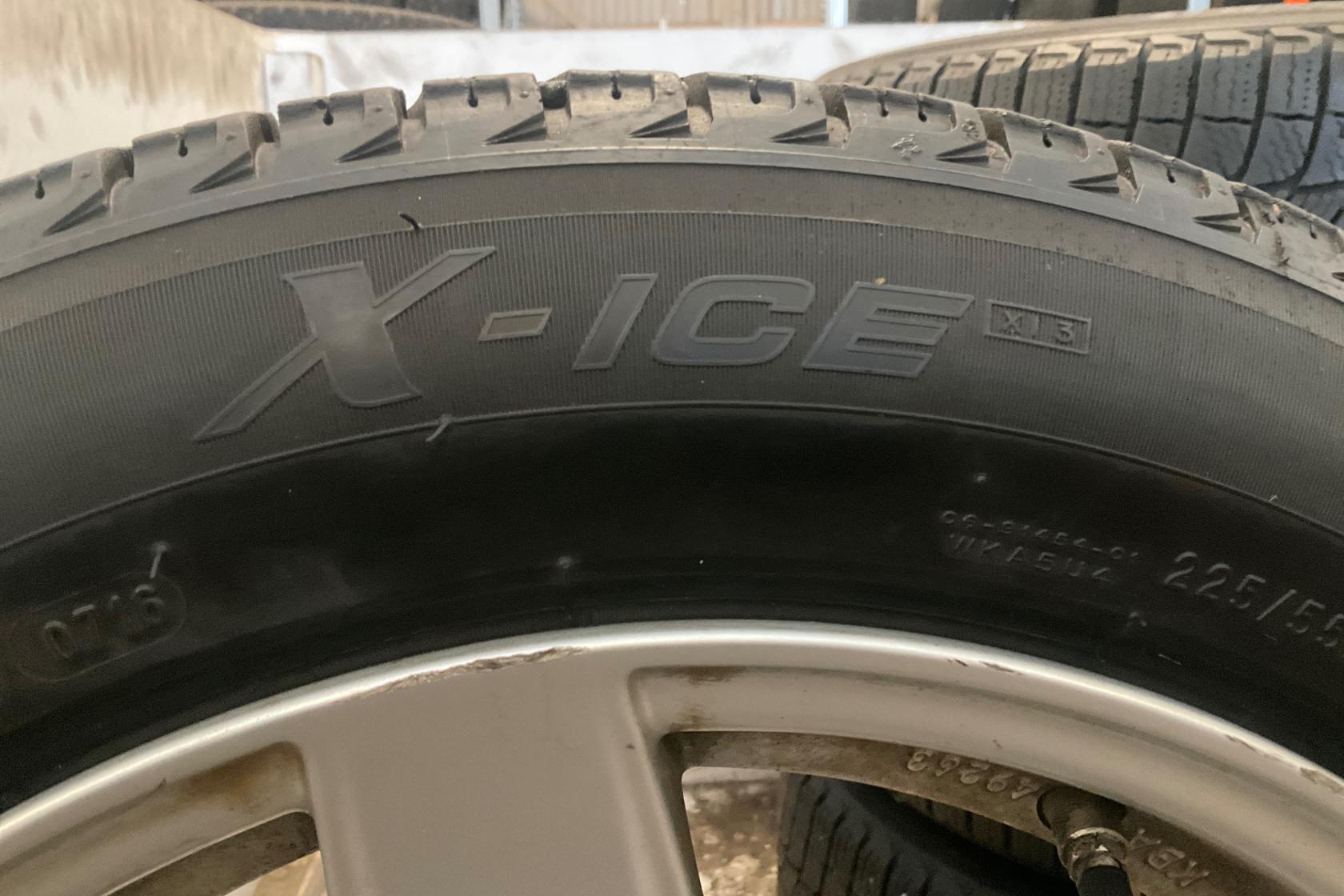 Vinterhjul (nr 77)) MICHELIN X-ICE 225/55R17 - 0 km