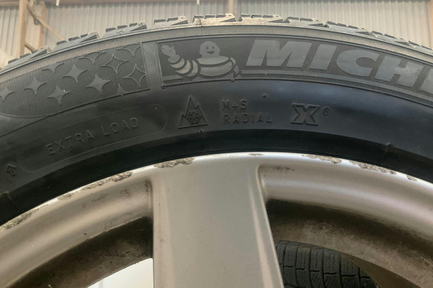 Vinterhjul (nr 77)) MICHELIN X-ICE 225/55R17 - 0 km