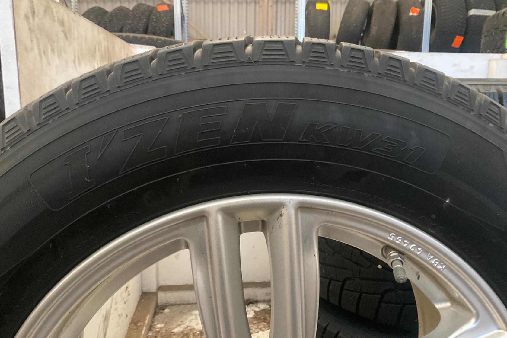 Vinterhjul (nr 84) KUMHO IZEN KW31 225/65R17 - 0 km