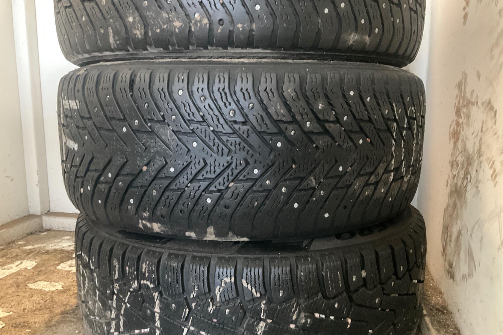 Vinterhjul (nr 100) PIRELLI ICE ZERO 225/50R17 - 0 km