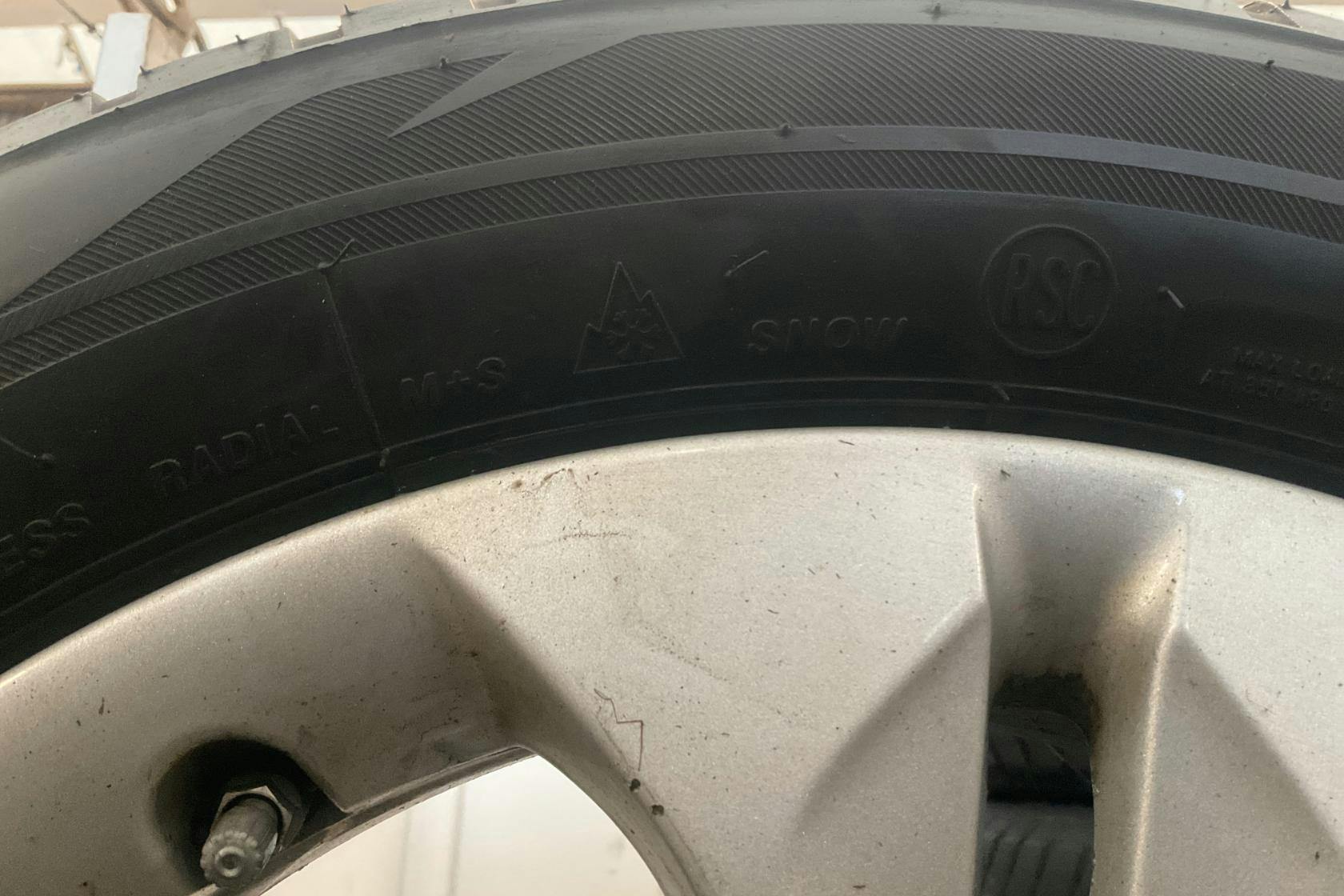 Vinterhjul (nr 101) BRIDGESTONE BLIZZAK LM001 225/55R17 - 0 km