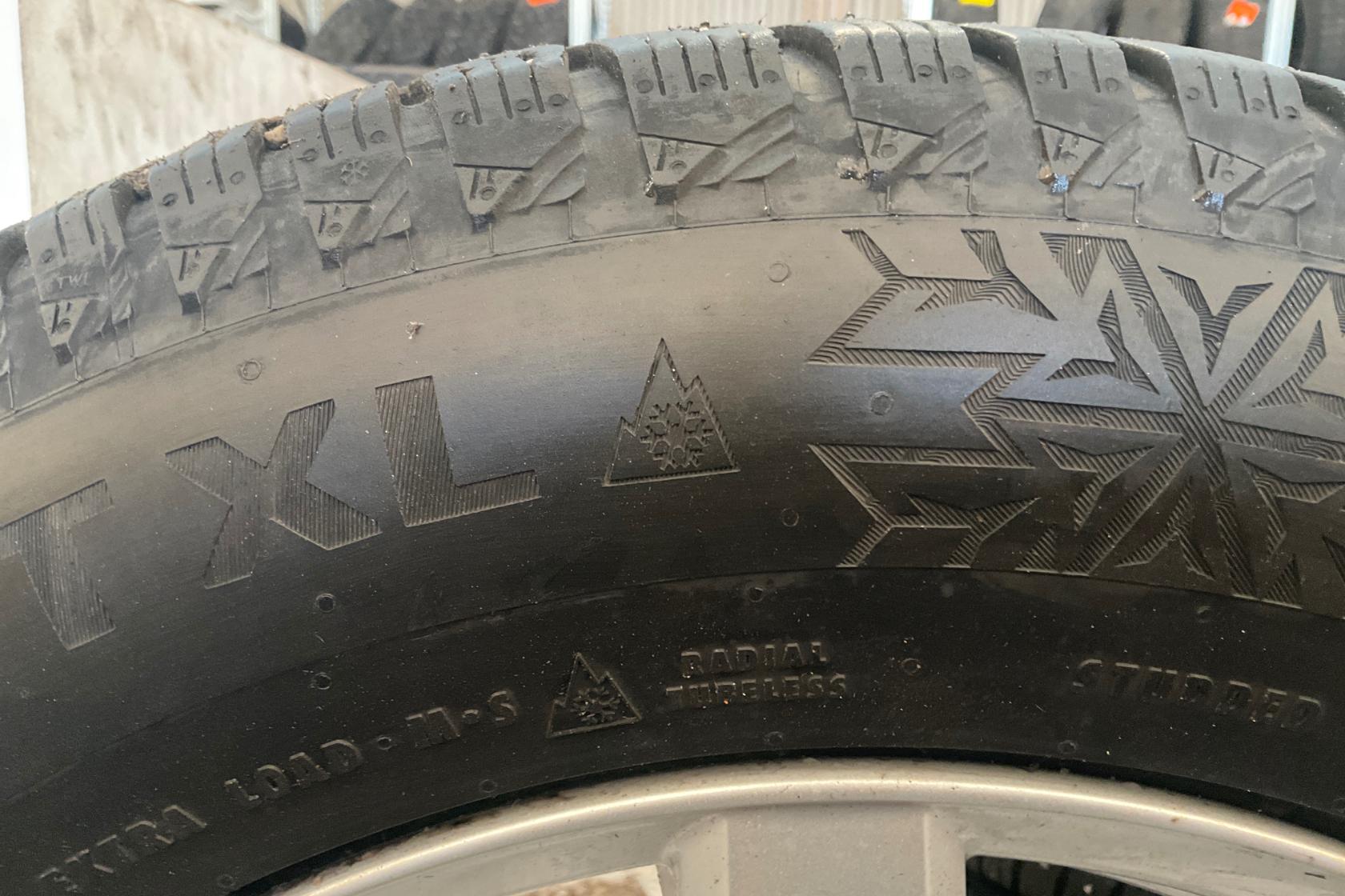 Vinterhjul (nr 110) Continental Ice Contact 2  235/65R17 - 0 km