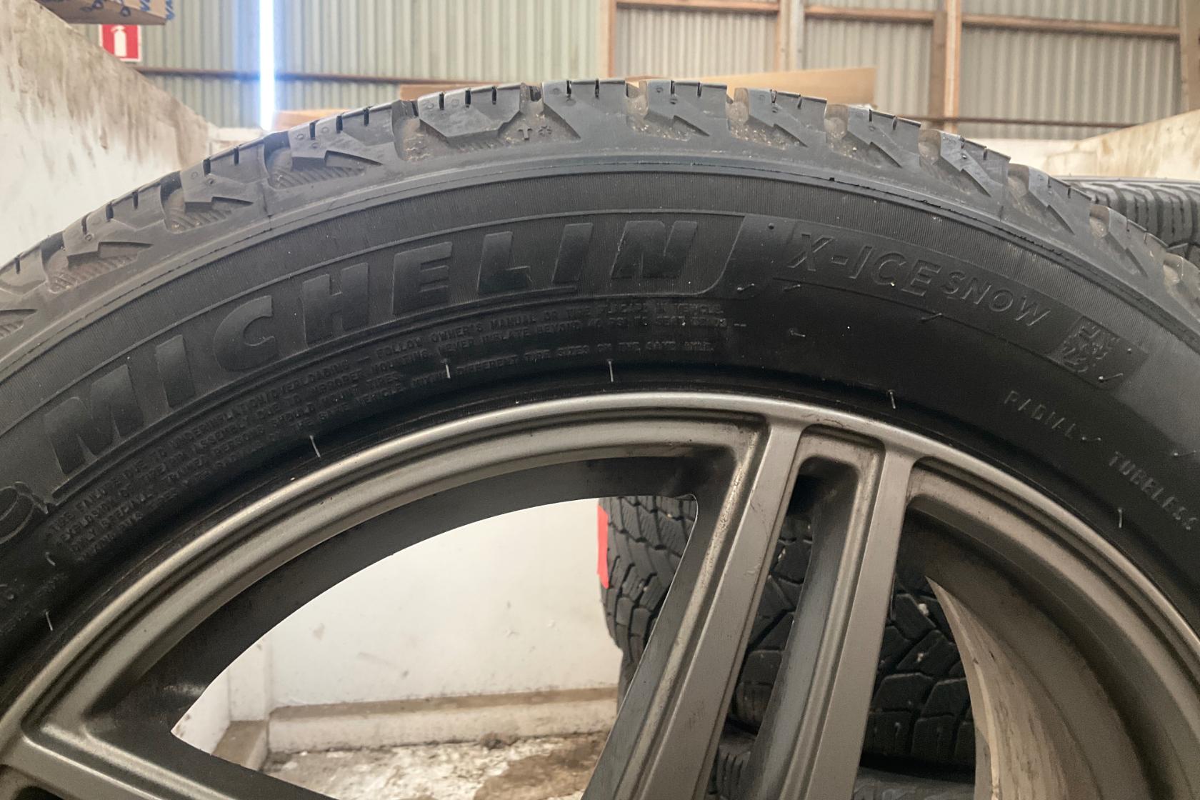 Vinterhjul (nr 115) MICHELIN X-ICE 225/50R17 - 0 km