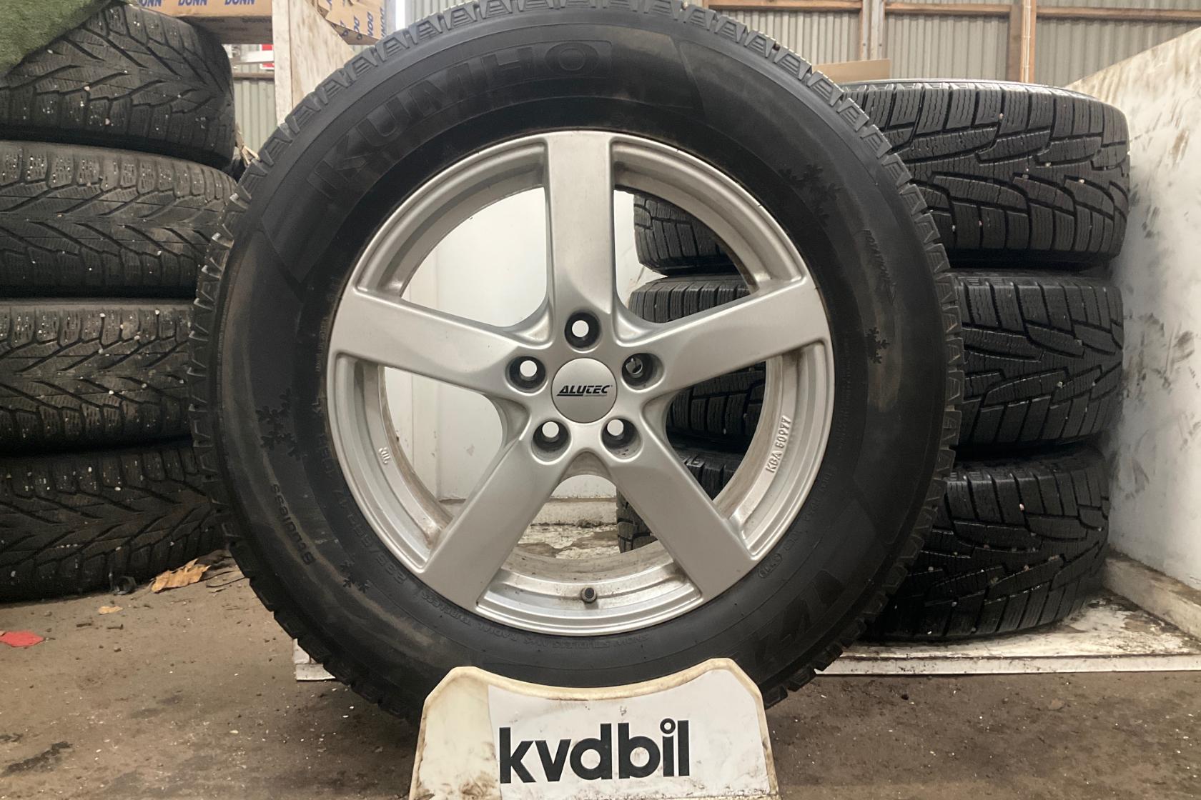 Vinterhjul (nr 121) KUMHO IZEN KW31 235/65R17 - 0 km