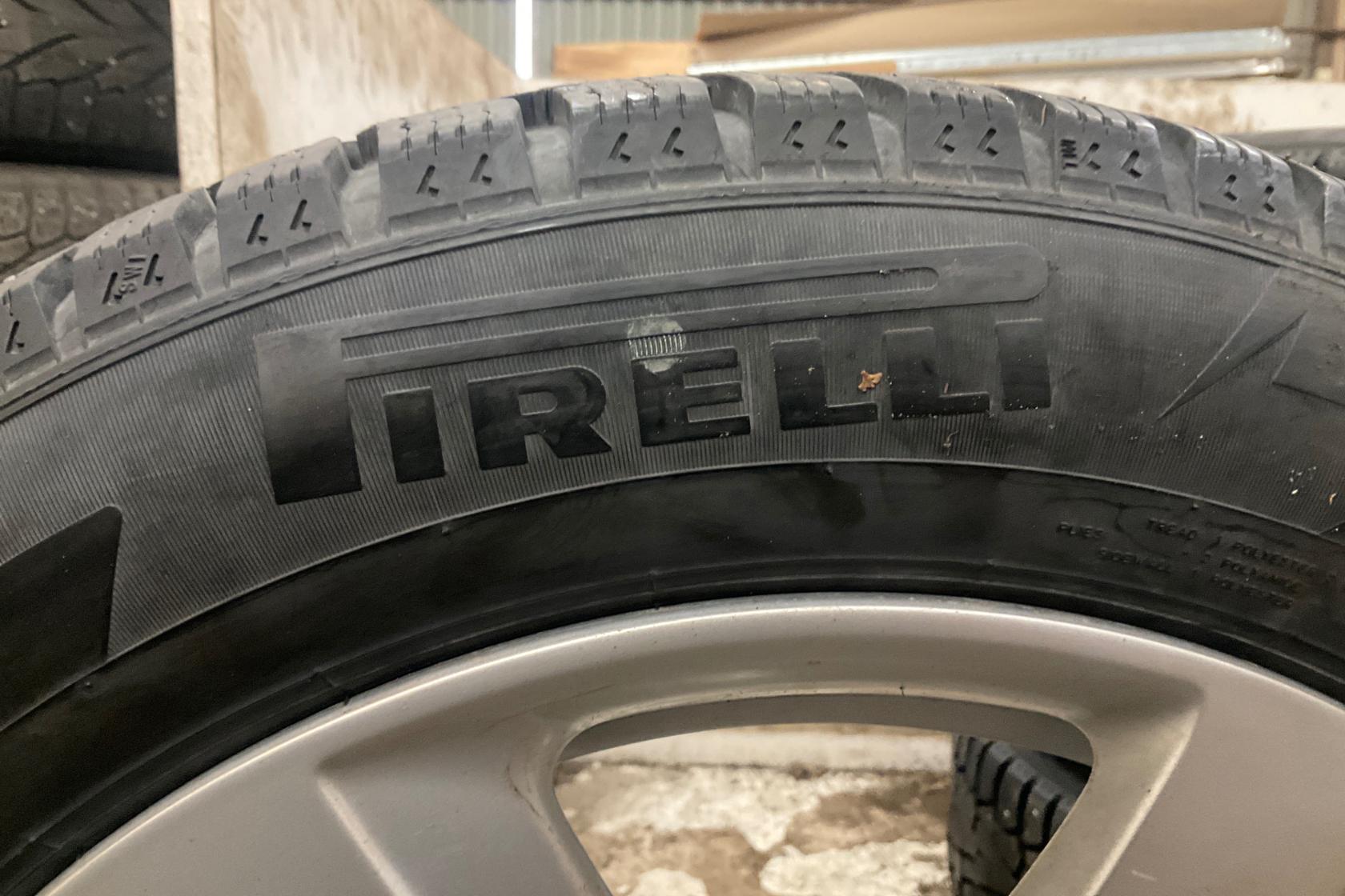 Vinterhjul (nr 125) PIRELLI ICE ZERO 225/55R17 - 0 km