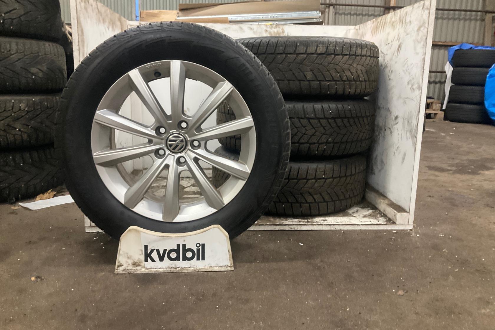 Vinterhjul (nr 131) GOODYEAR ULTRAGRIPP ICE 225/60R17 - 0 km