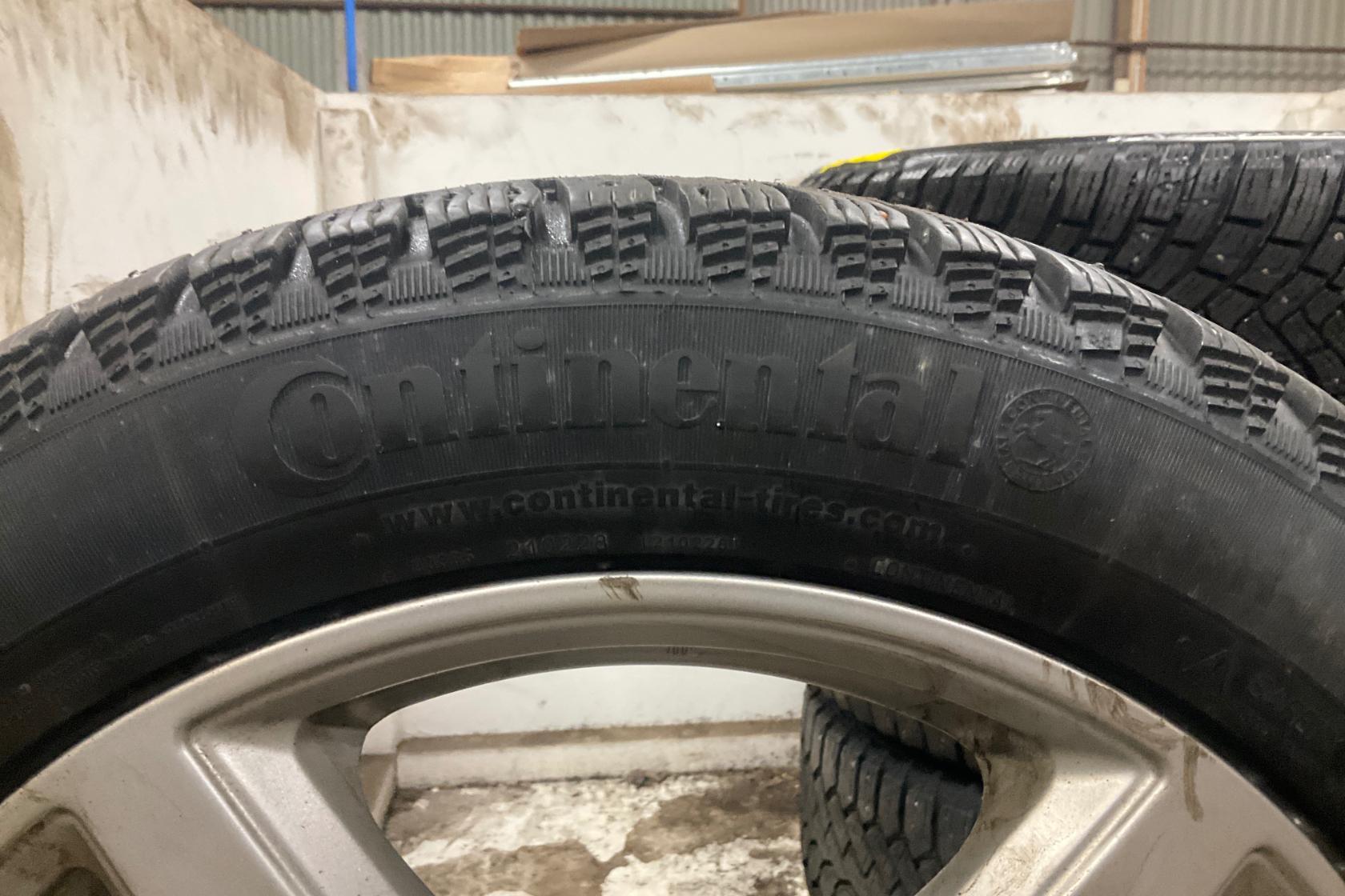 Vinterhjul (nr 134) CONTINENTAL CONTIICECONTACT 225/50R17 - 0 km