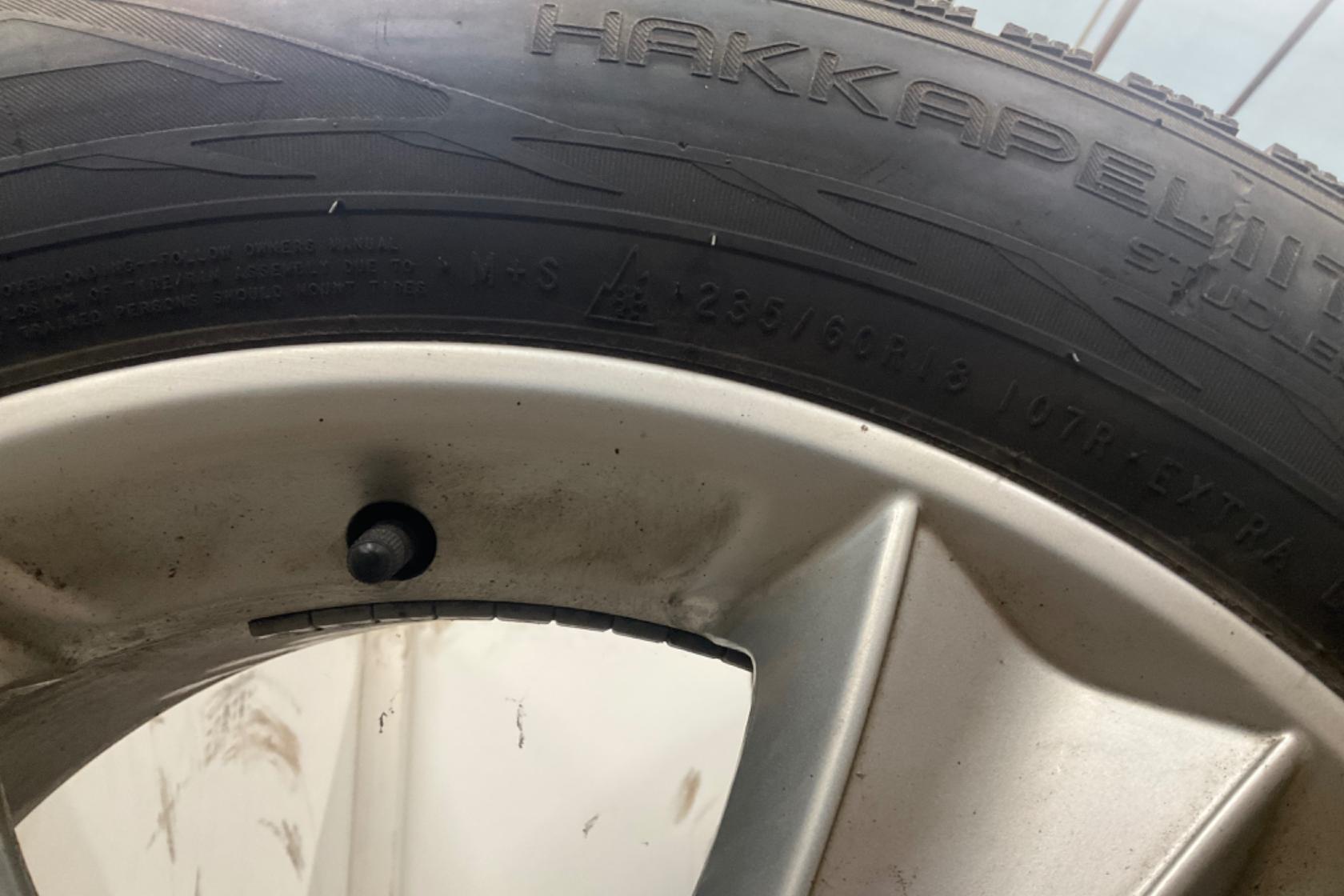 Vinterhjul (nr 157) NOKIAN HAKKAPELIITTA R2 SUV 225/60R18 - 0 km