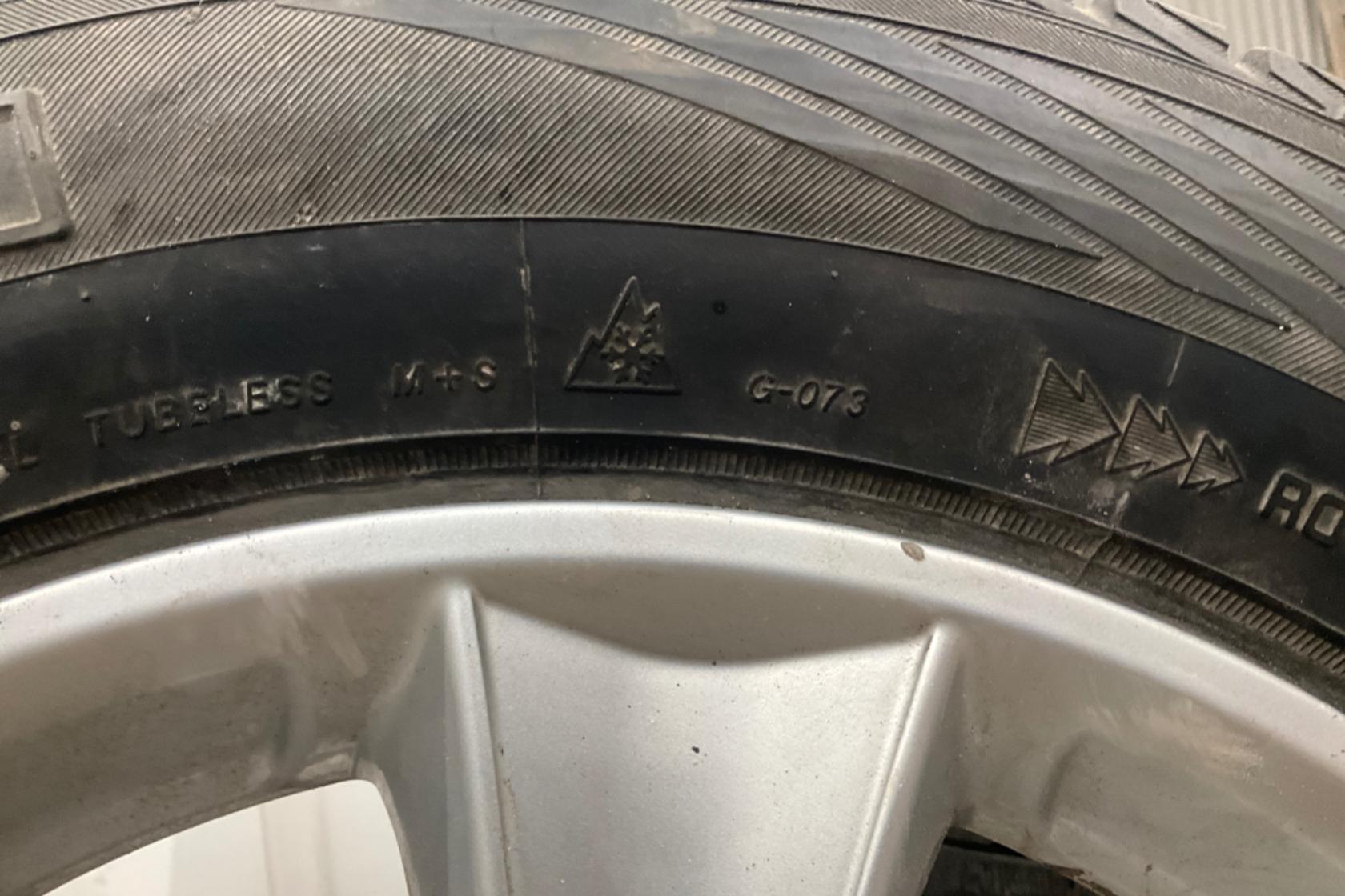 Vinterhjul (nr 168) YOKOHAMA GEOLANDAR 225/65R17 - 0 km