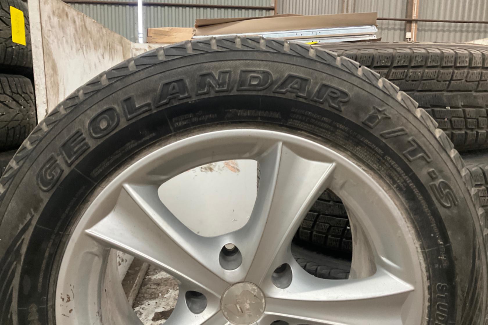 Vinterhjul (nr 168) YOKOHAMA GEOLANDAR 225/65R17 - 0 km