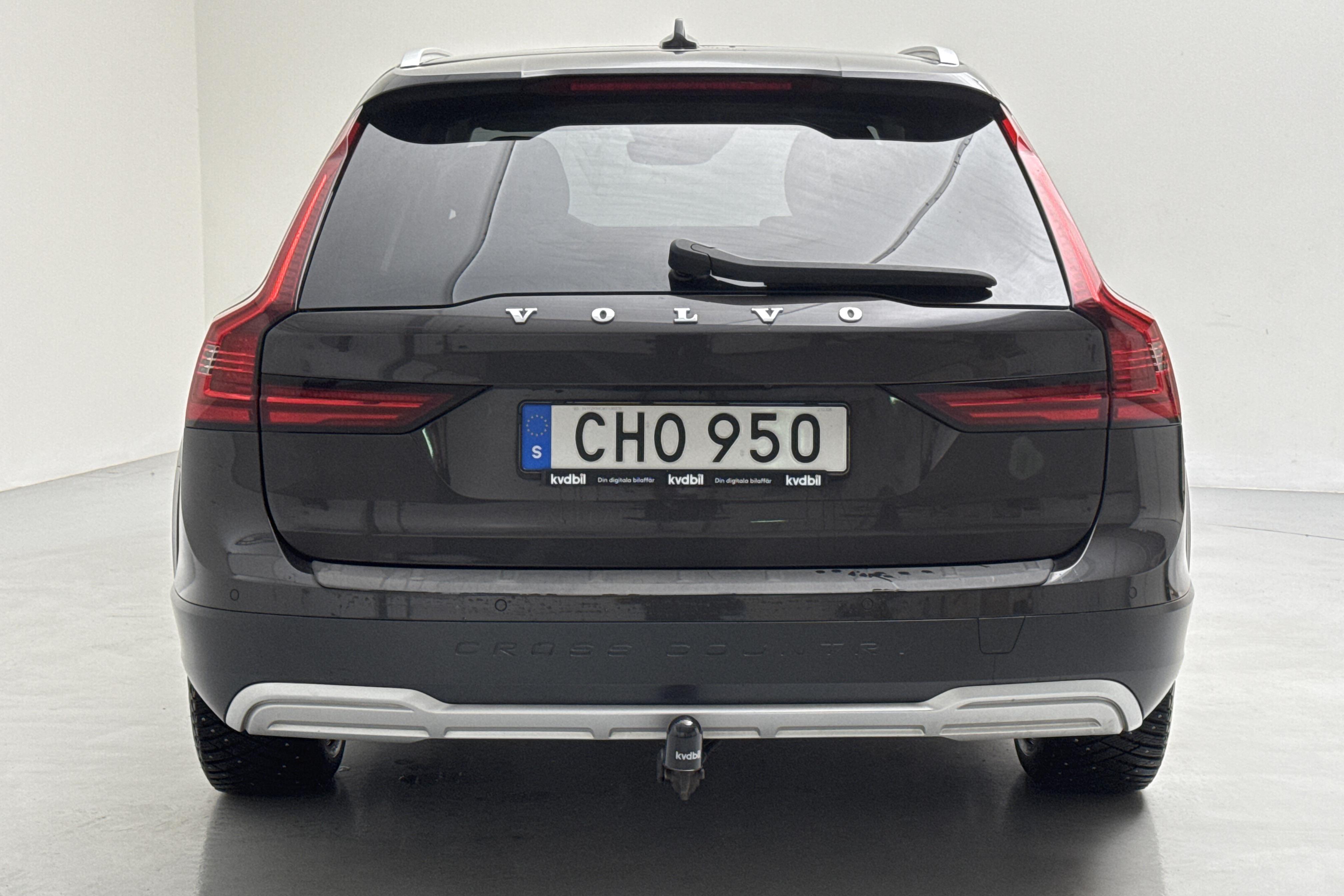 Volvo V90 B4 Cross Country AWD Mildhybrid, Diesel (197hk) - 100 780 km - Automatic - gray - 2021