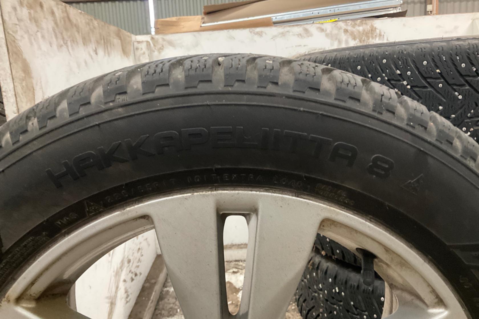 Vinterhjul (nr 180) NOKIA HAKKAPELIITTA 8 225/55R17 - 0 km