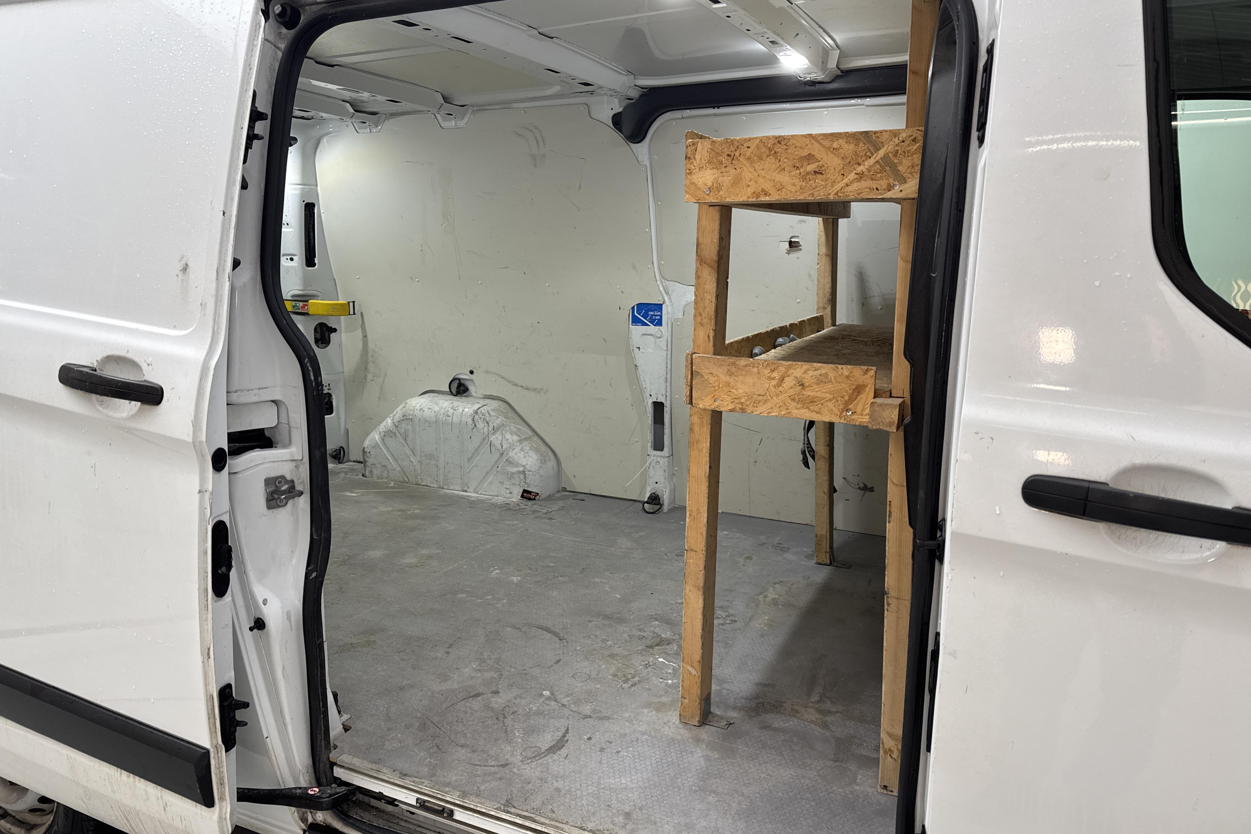 Ford Transit Custom 300 (130hk) - 139 230 km - Automaattinen - valkoinen - 2019