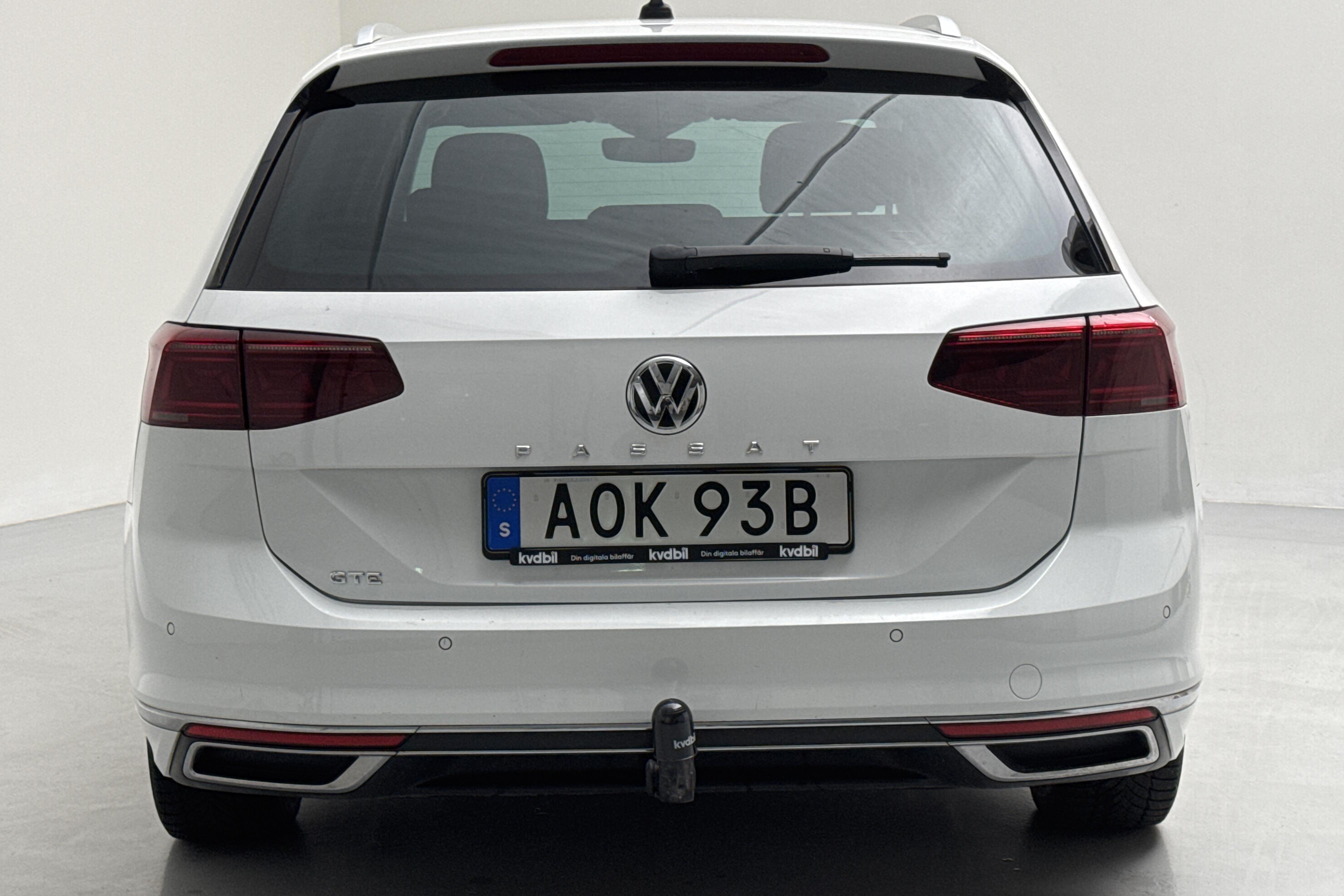 VW Passat 1.4 GTE Sportscombi (218hk) - 89 190 km - Automatyczna - biały - 2020