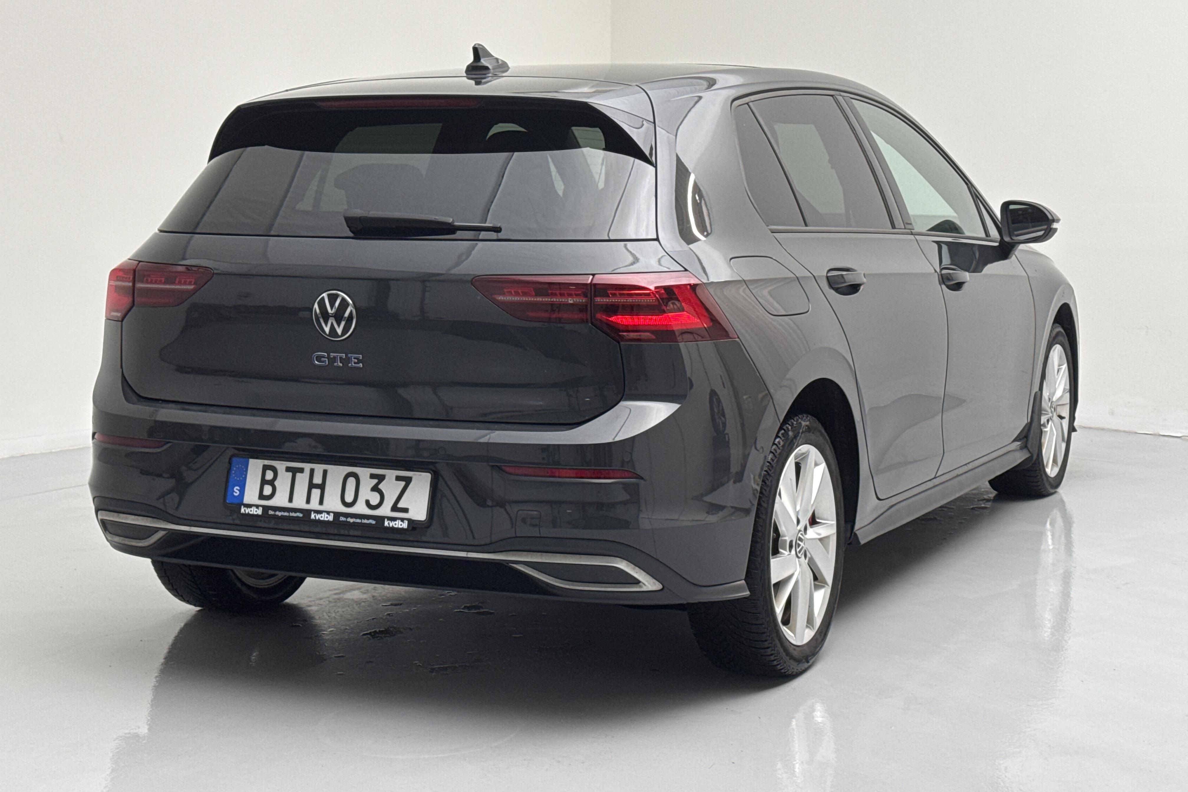 VW Golf GTE VIII 1.4 5dr (204hk) - 5 900 mil - Automat - grå - 2021