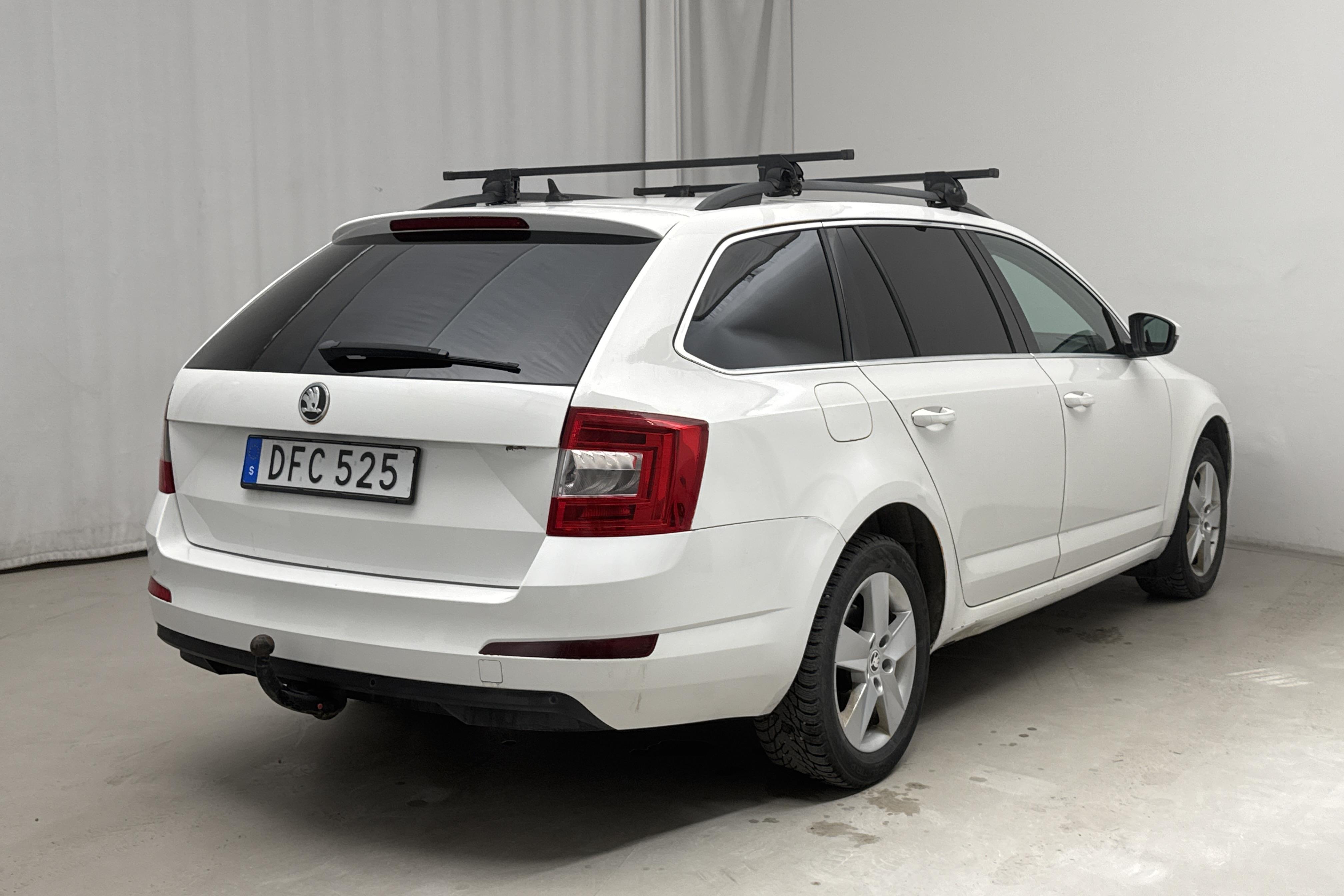 Skoda Octavia III 2.0 TDI CR Combi 4x4 (150hk) - 166 570 km - Manualna - biały - 2015