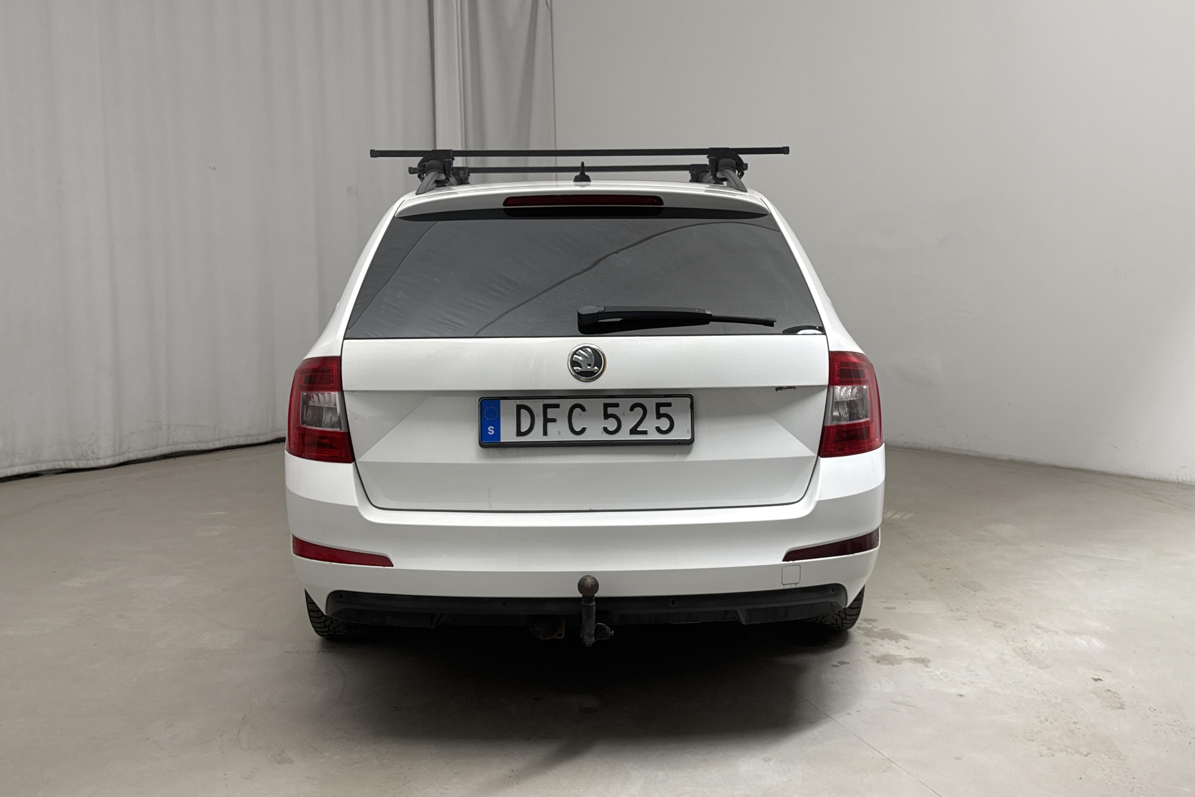 Skoda Octavia III 2.0 TDI CR Combi 4x4 (150hk) - 166 570 km - Manualna - biały - 2015