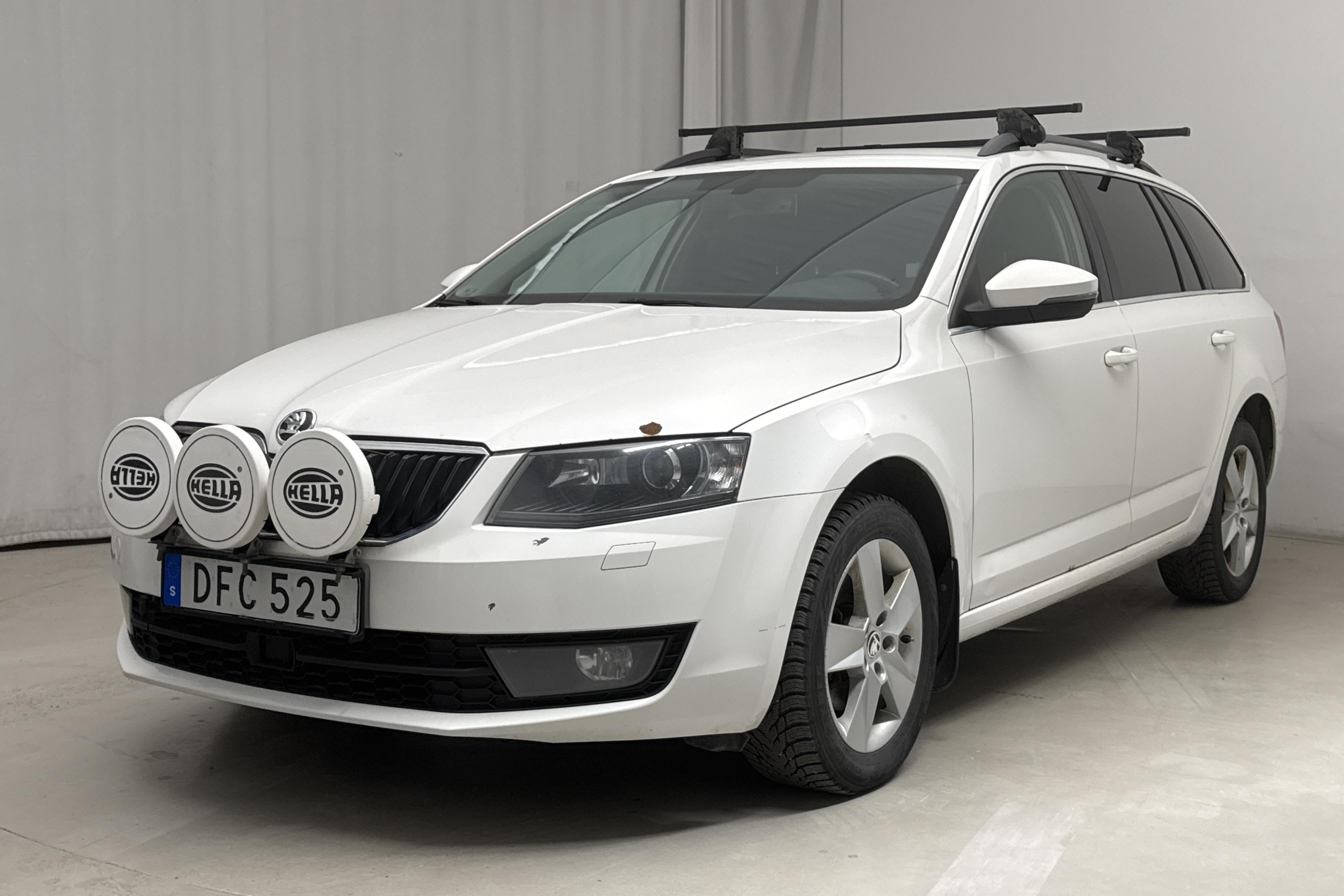 Skoda Octavia III 2.0 TDI CR Combi 4x4 (150hk) - 166 570 km - Manualna - biały - 2015