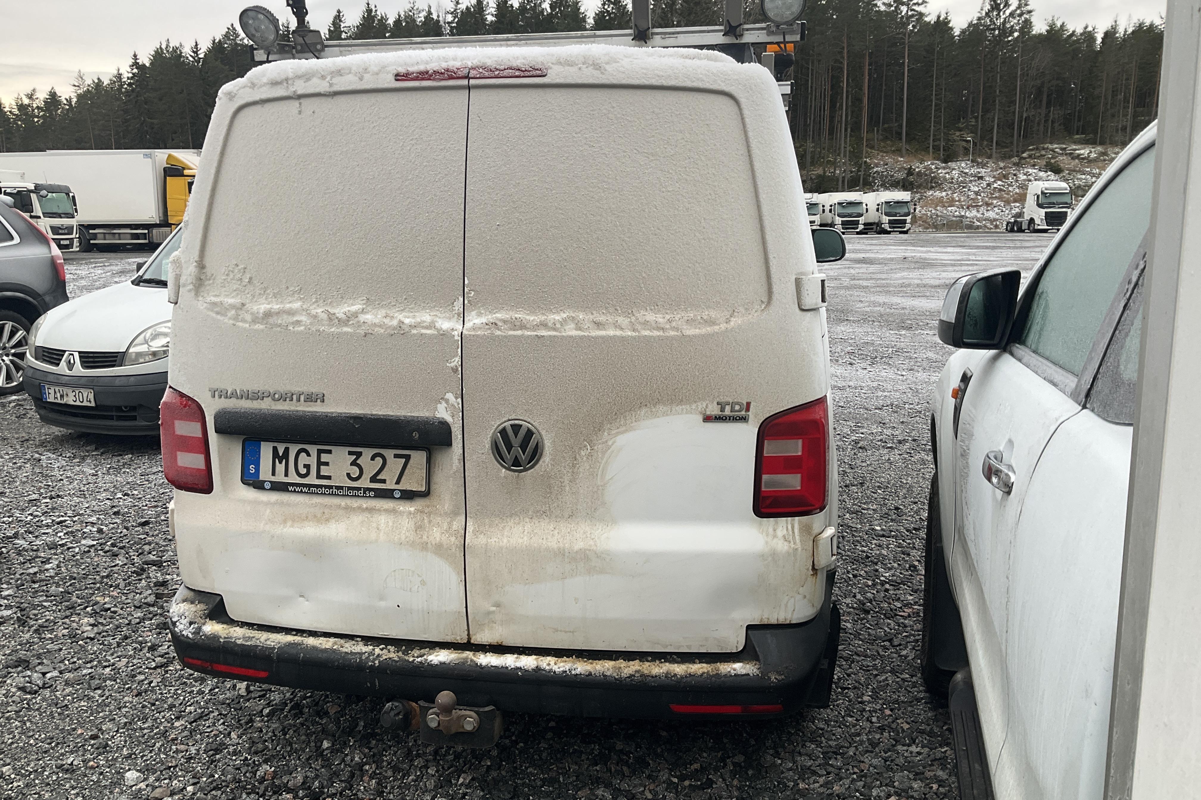 VW Transporter T6 2.0 TDI BMT Skåp 4MOTION (150hk) - 241 700 km - Manualna - biały - 2016