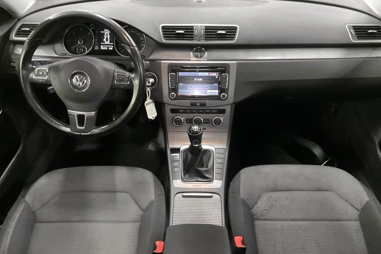 VW Passat 2.0 TDI BlueMotion Technology Variant 4Motion (140hk) - 24 539 mil - Manuell - vit - 2013