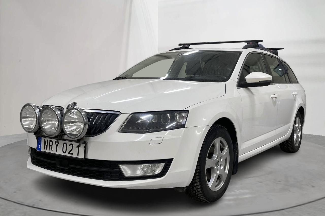 Skoda Octavia III 1.6 TDI CR Combi 4X4 (105hk) - 167 980 km - Manual - white - 2015