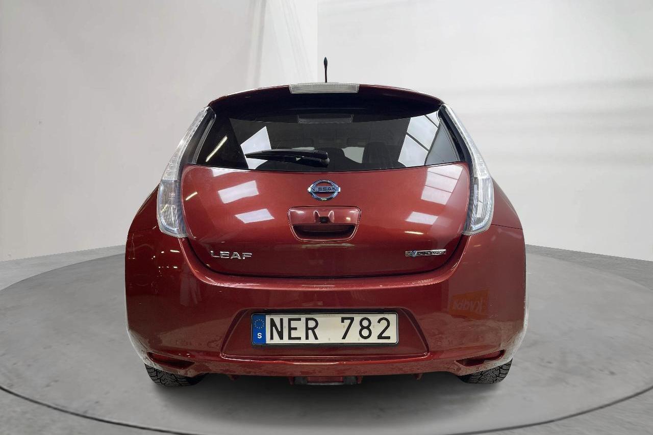 Nissan LEAF 5dr (109hk) - 88 570 km - Automatic - Dark Red - 2013