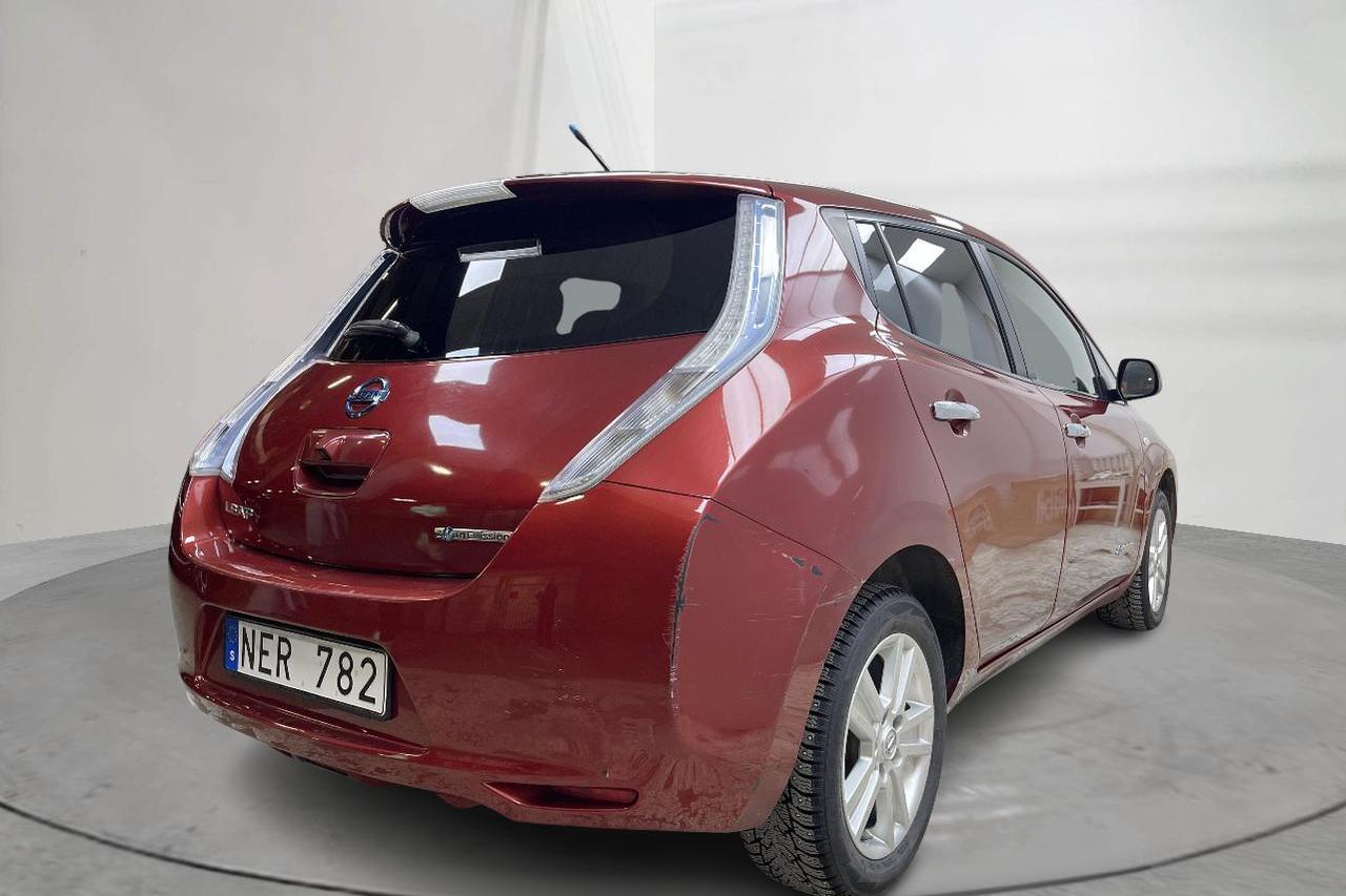 Nissan LEAF 5dr (109hk) - 88 570 km - Automatic - Dark Red - 2013