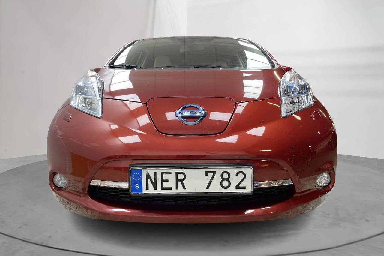 Nissan LEAF 5dr (109hk) - 88 570 km - Automatic - Dark Red - 2013