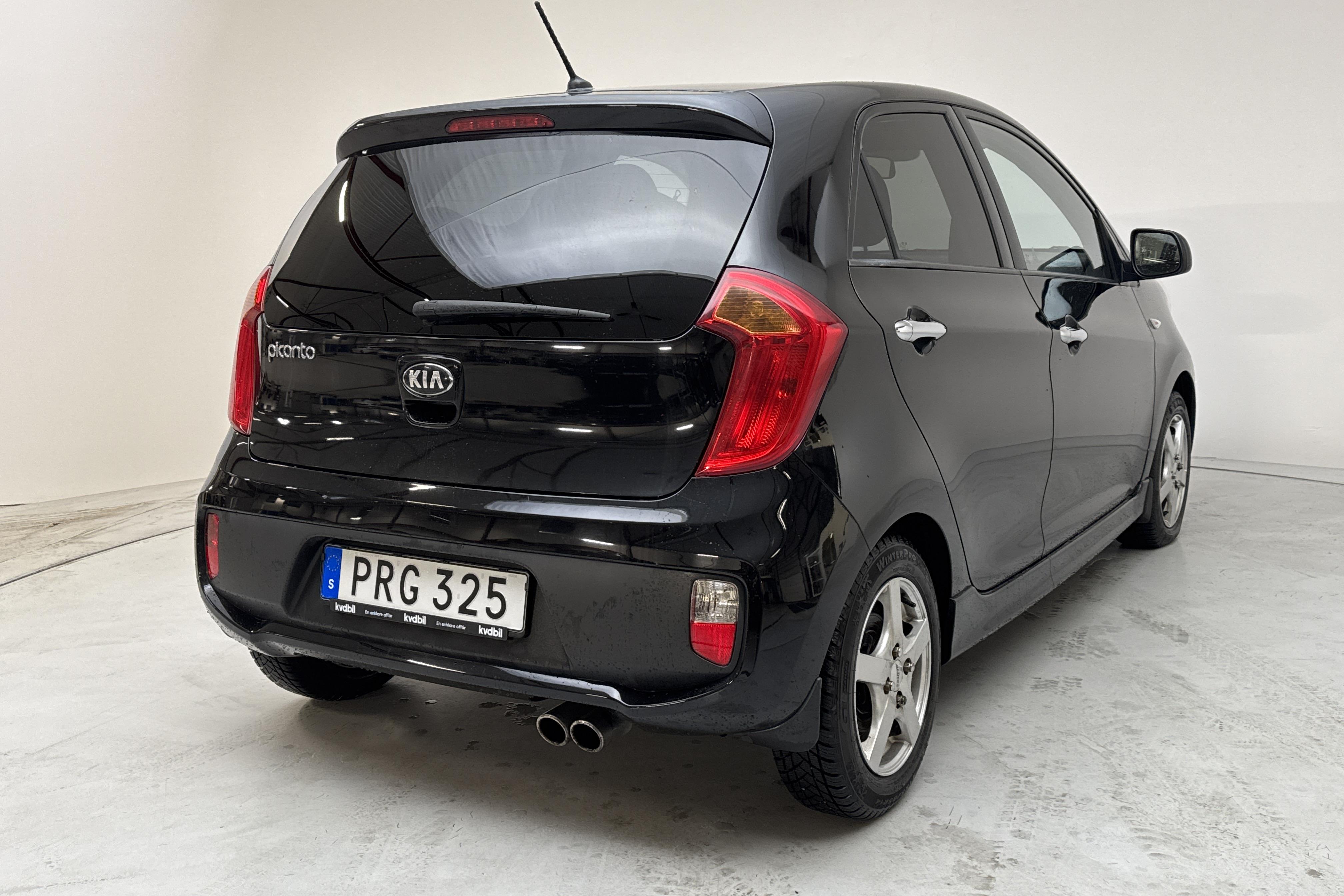 KIA Picanto 1.0 5dr (69hk) - 8 143 mil - Manuell - svart - 2015