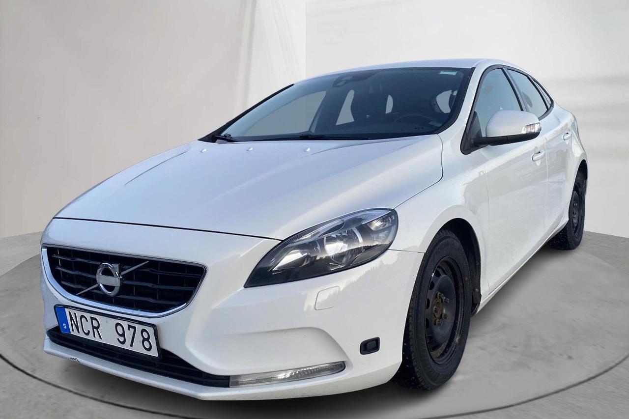 Volvo V40 D2 (115hk) - 201 270 km - Manualna - biały - 2013