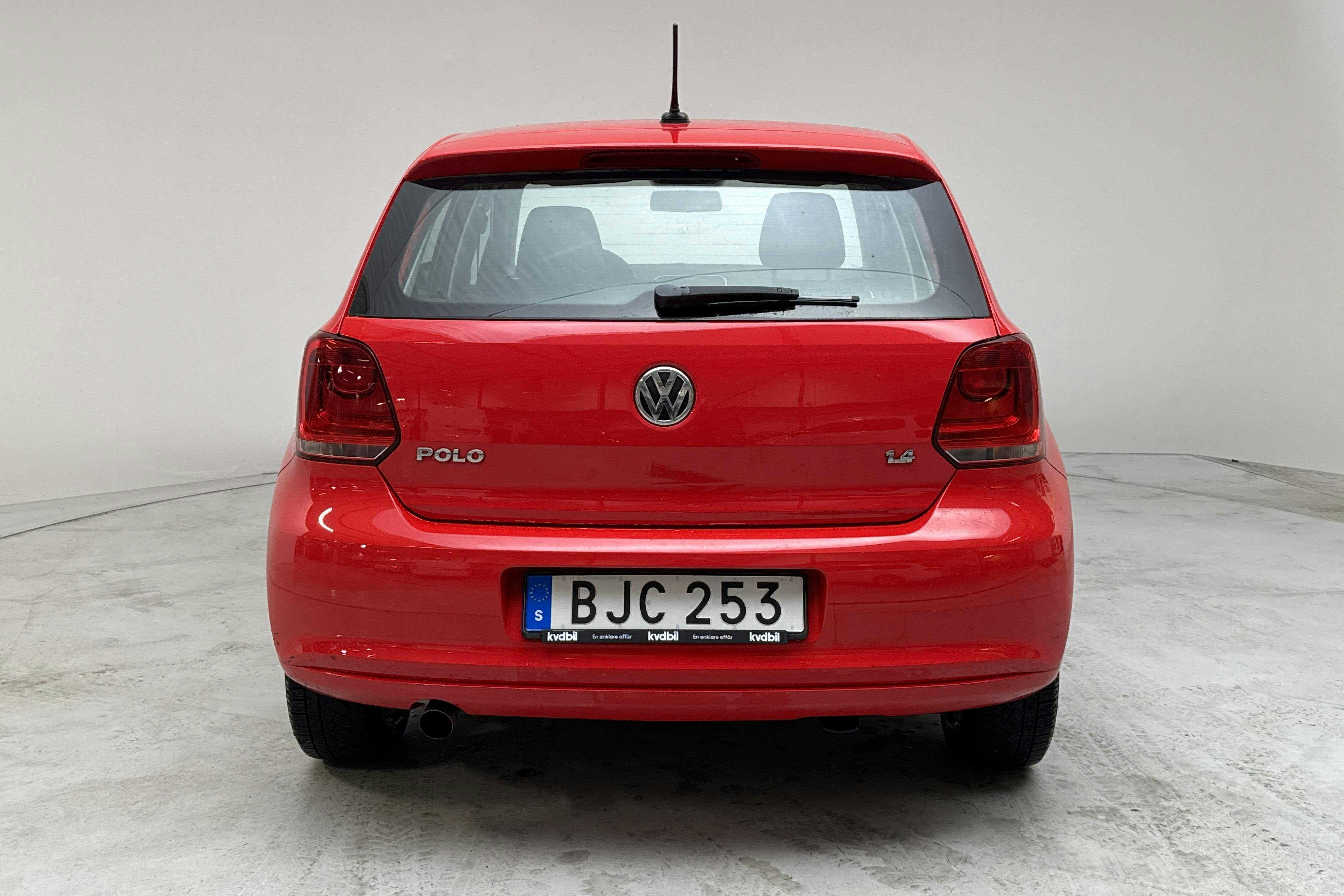 VW Polo 1.4 5dr (85hk) - 108 660 km - Manual - red - 2014