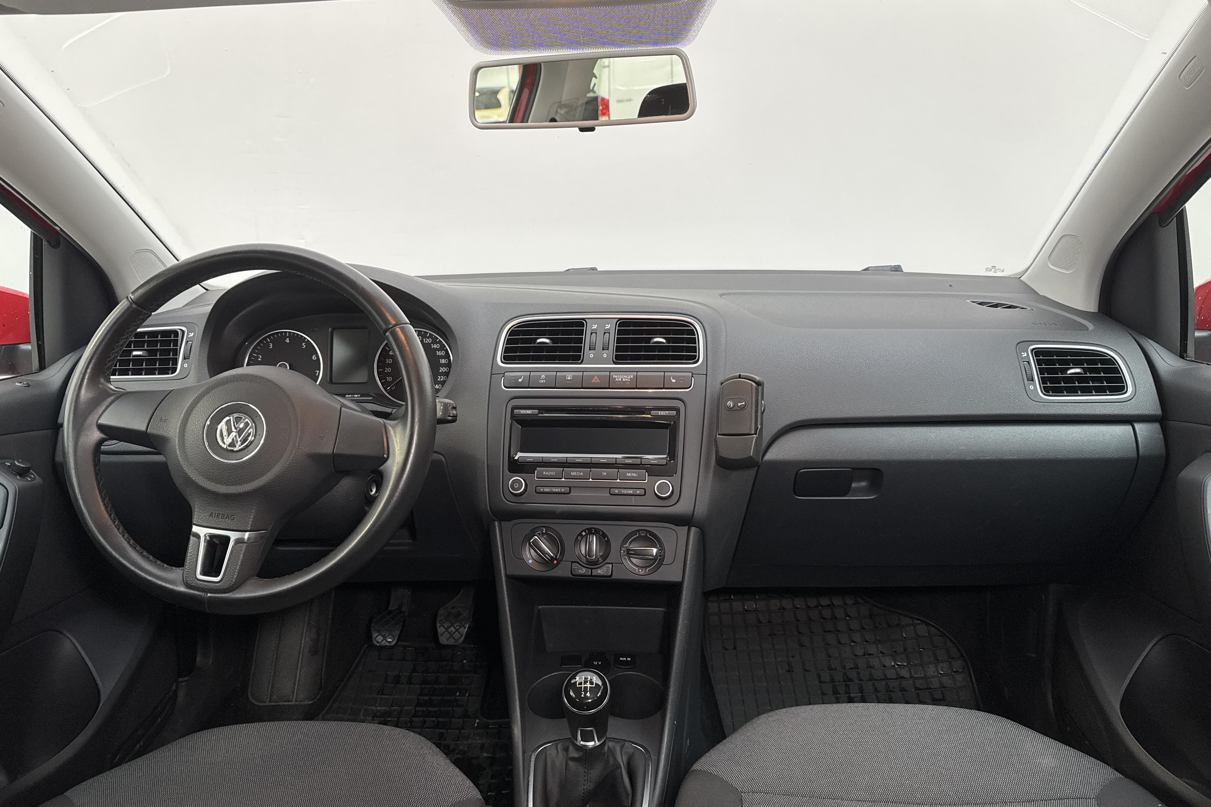 VW Polo 1.4 5dr (85hk) - 108 660 km - Manual - red - 2014