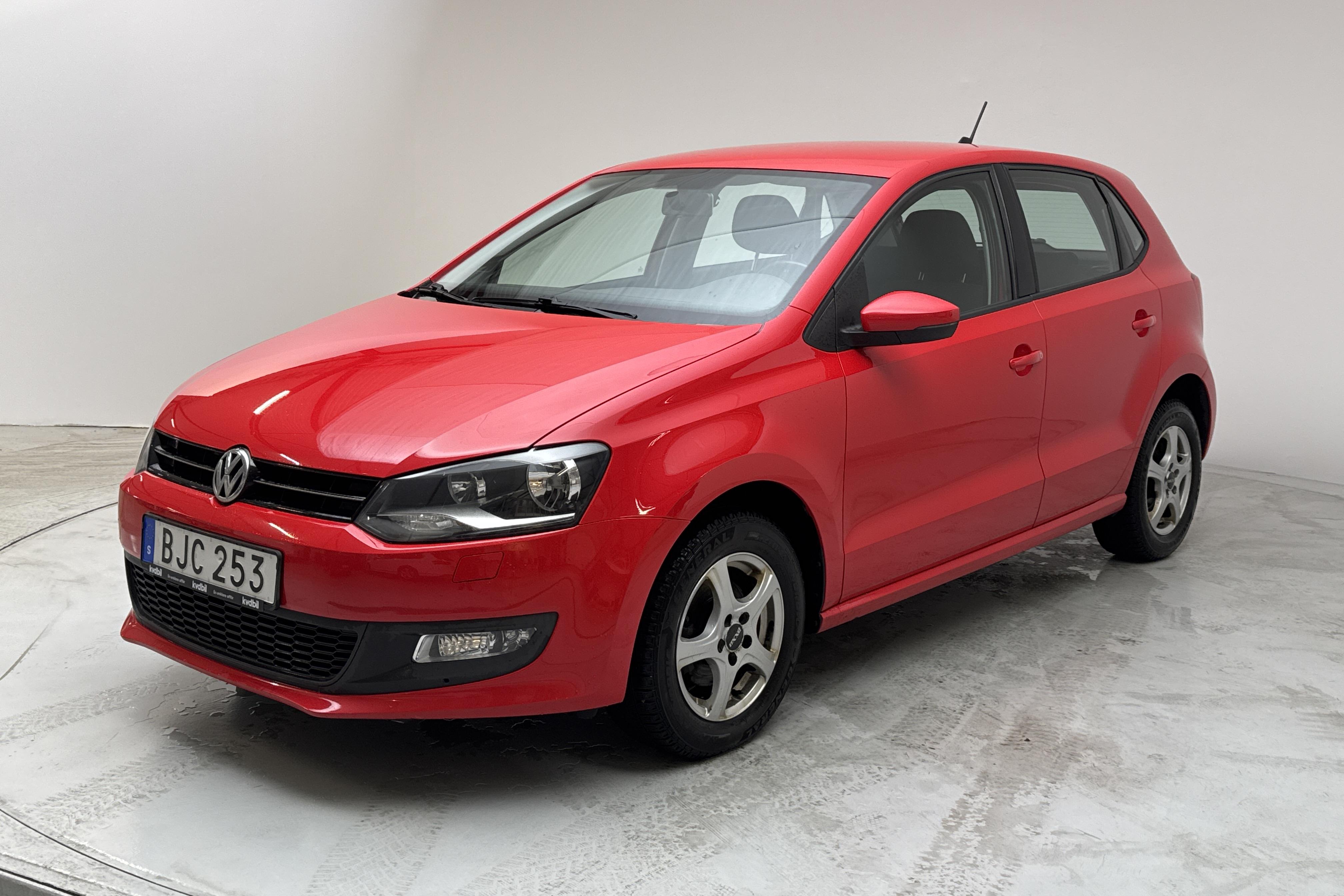 VW Polo 1.4 5dr (85hk) - 108 660 km - Manual - red - 2014