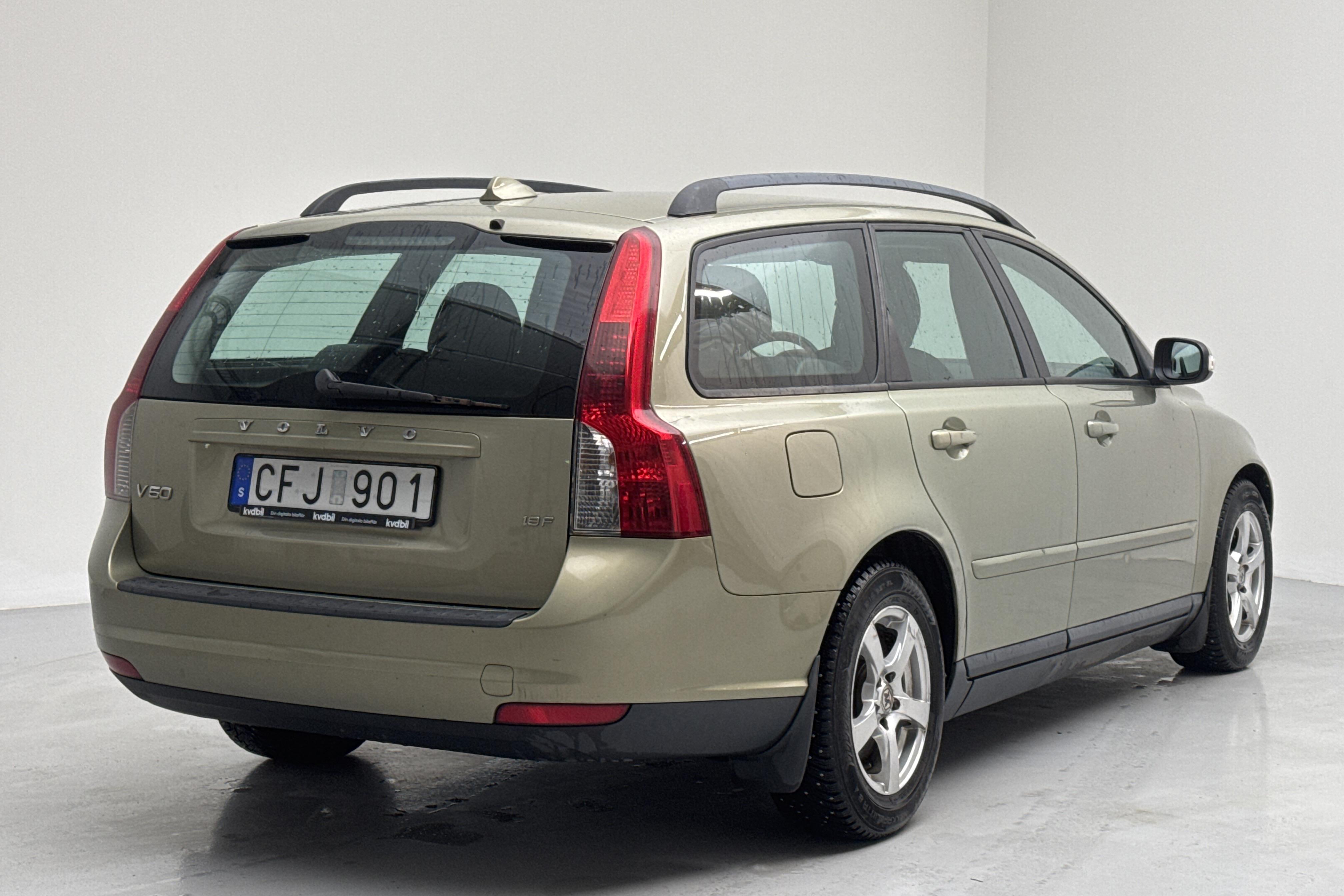 Volvo V50 1.8F (125hk) - 204 260 km - Manualna - zielony - 2009