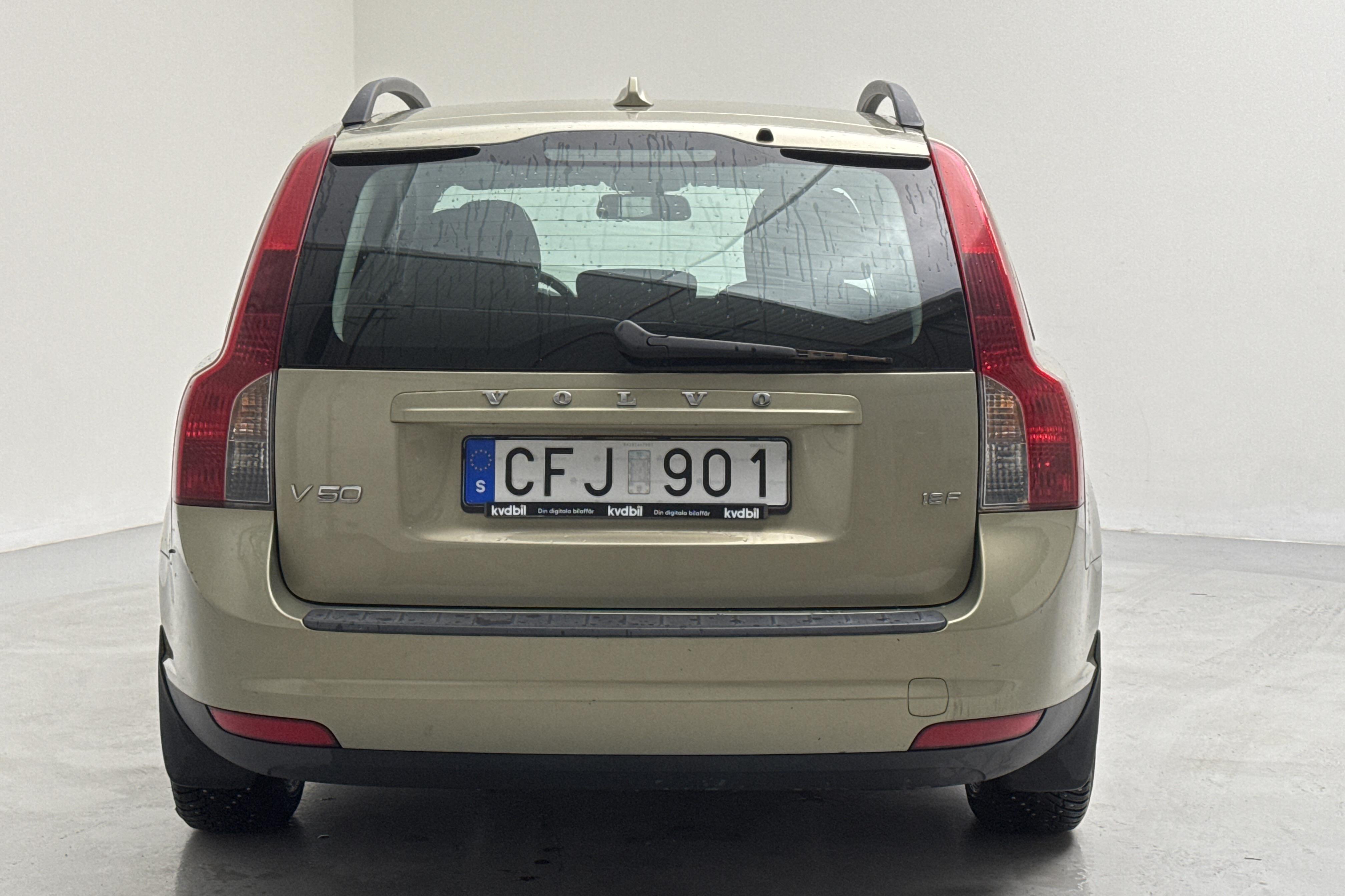 Volvo V50 1.8F (125hk) - 204 260 km - Manualna - zielony - 2009