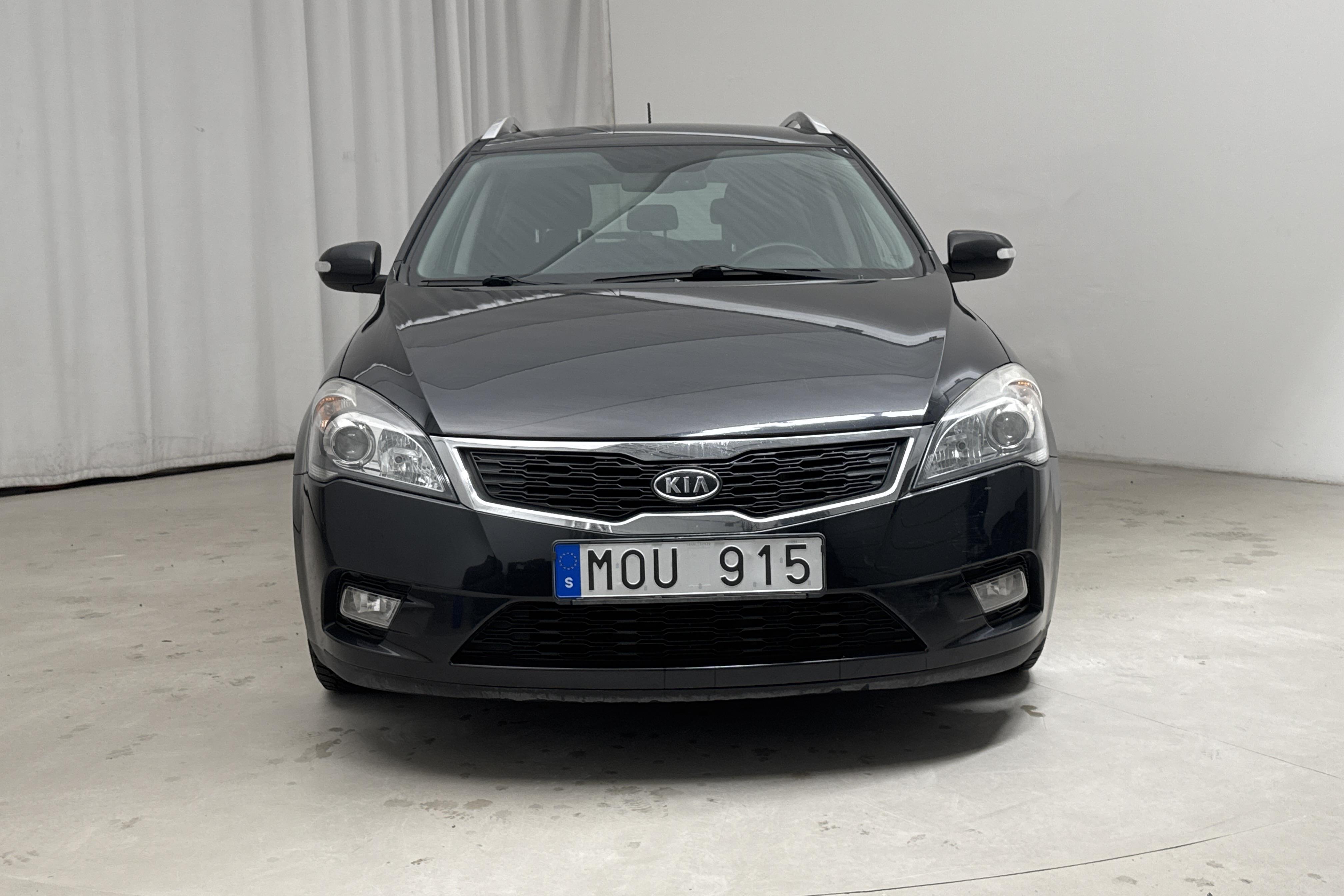 KIA Cee'd 1.6 CRDi SW (115hk) - 162 220 km - Manualna - czarny - 2010