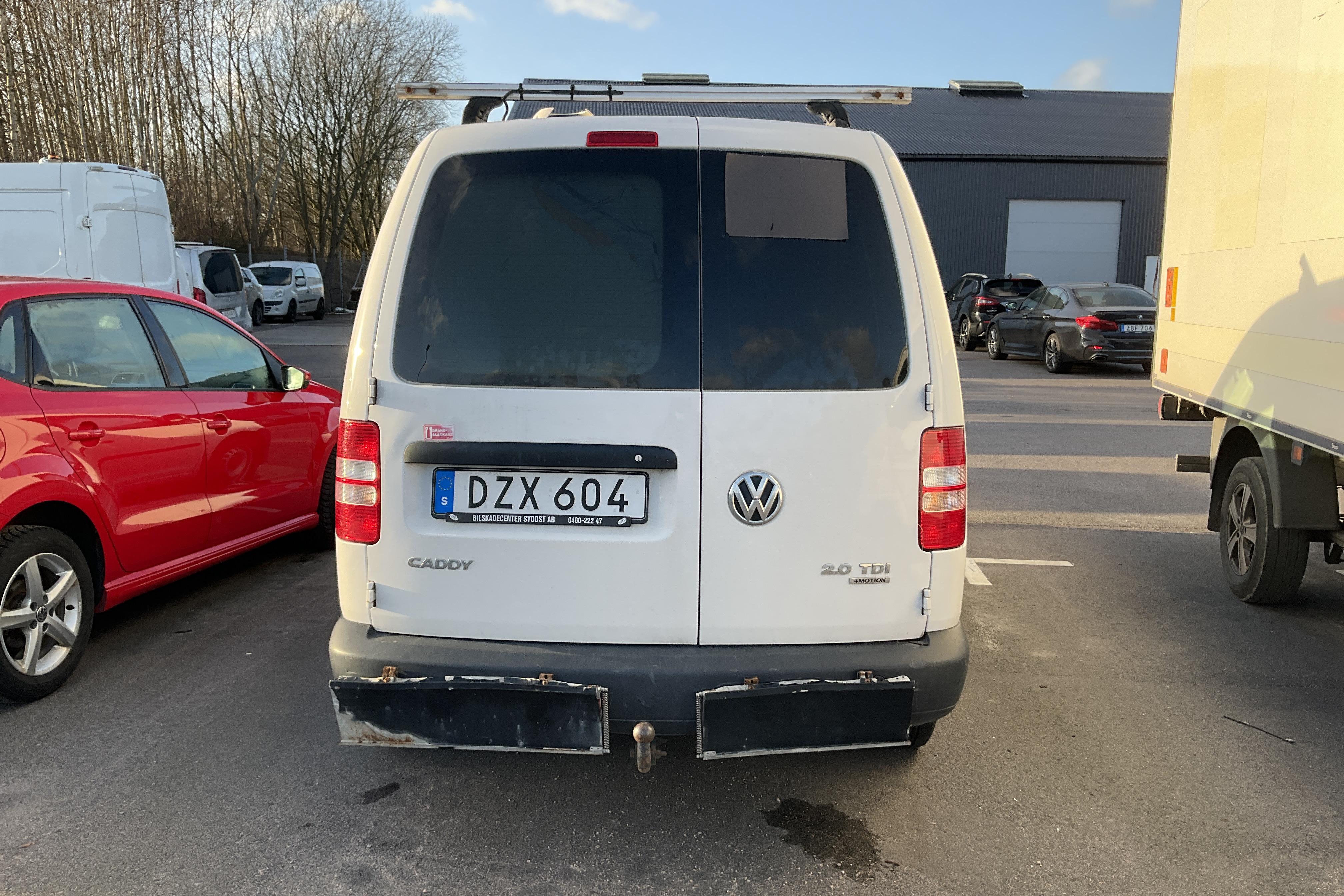 VW Caddy 2.0 TDI Maxi Skåp 4-motion (110hk) - 150 290 km - Manuaalinen - valkoinen - 2015