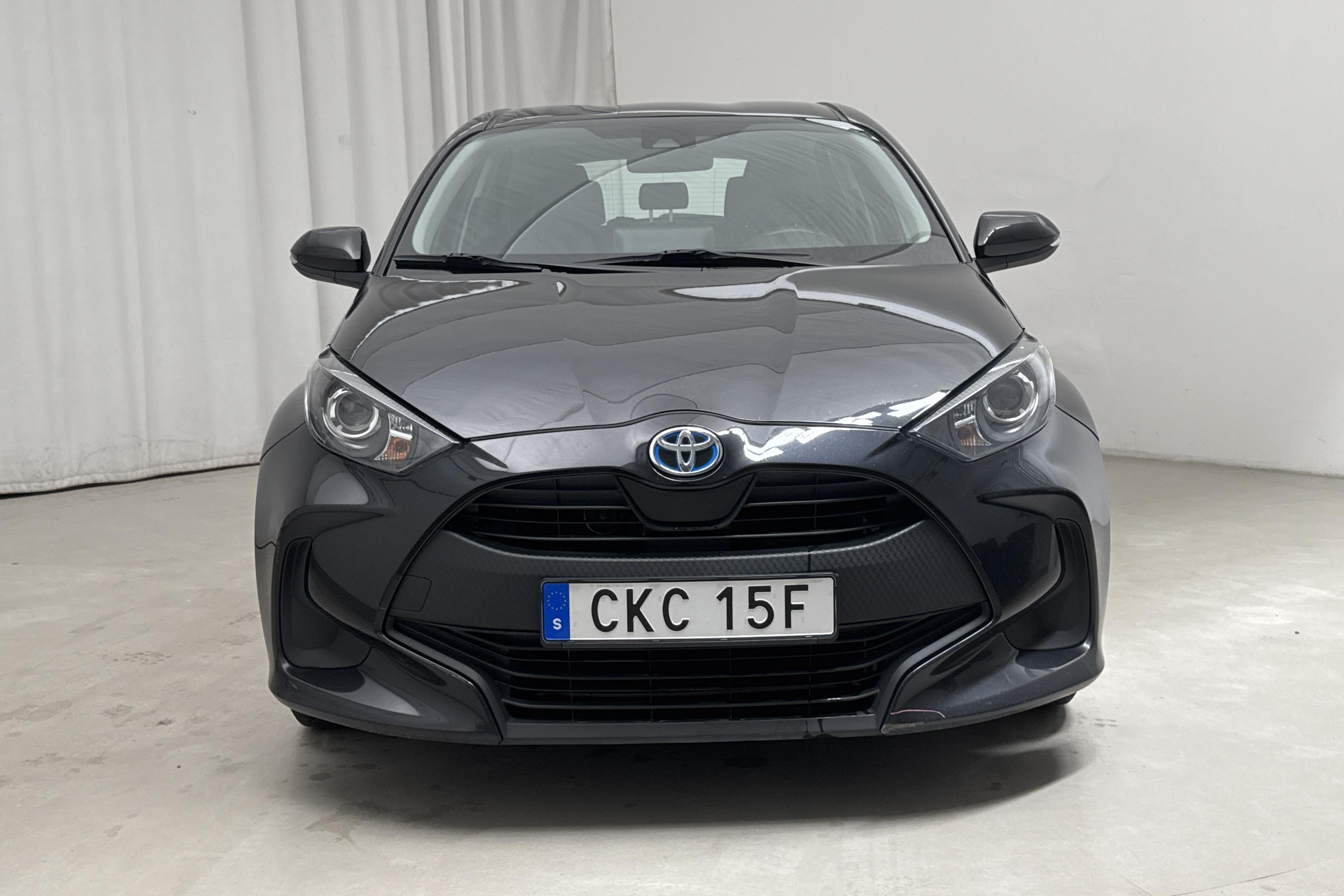 Toyota Yaris 1.5 Hybrid 5dr (116hk) - 81 540 km - Automatyczna - czarny - 2021