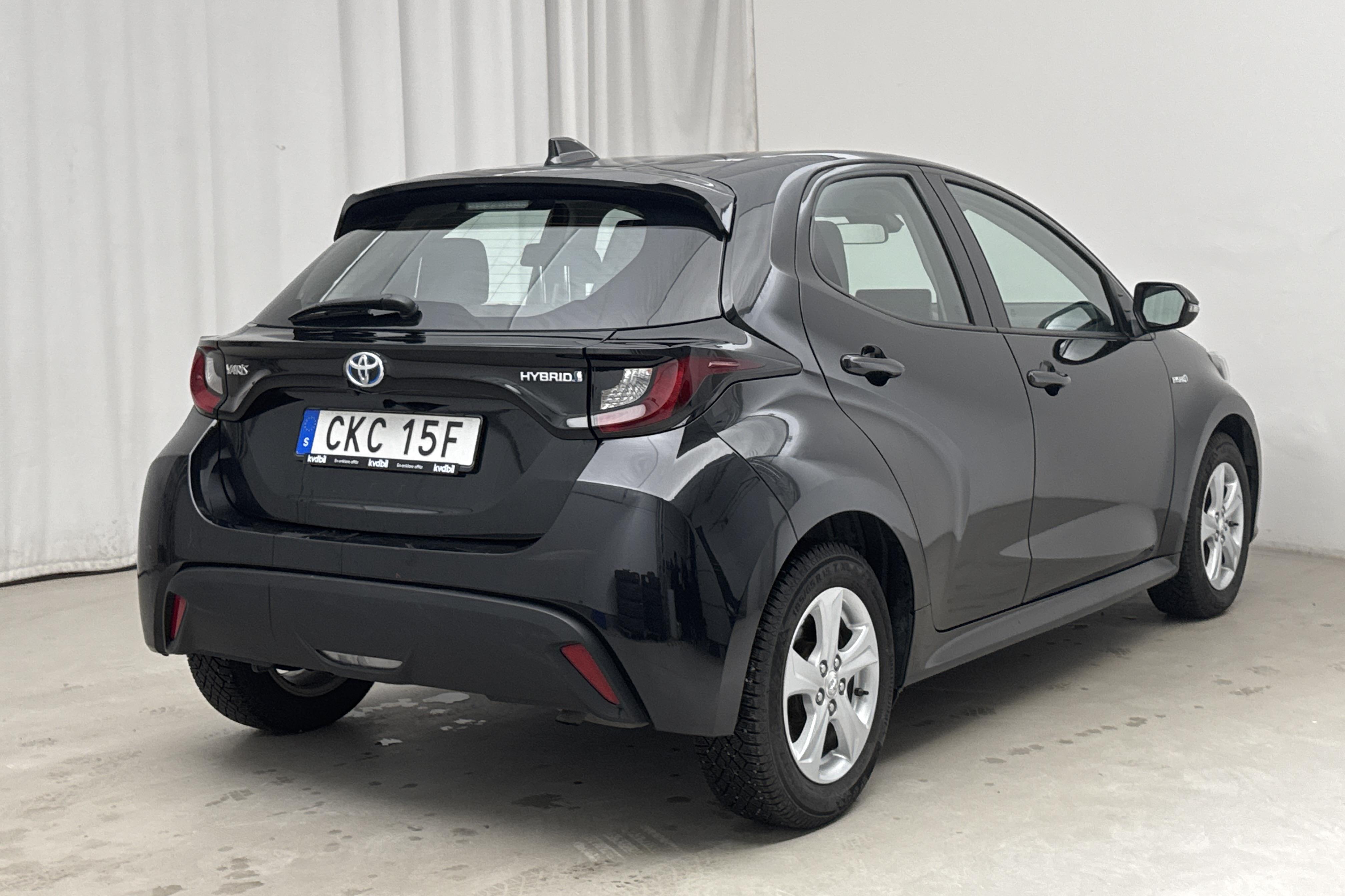 Toyota Yaris 1.5 Hybrid 5dr (116hk) - 81 540 km - Automatyczna - czarny - 2021