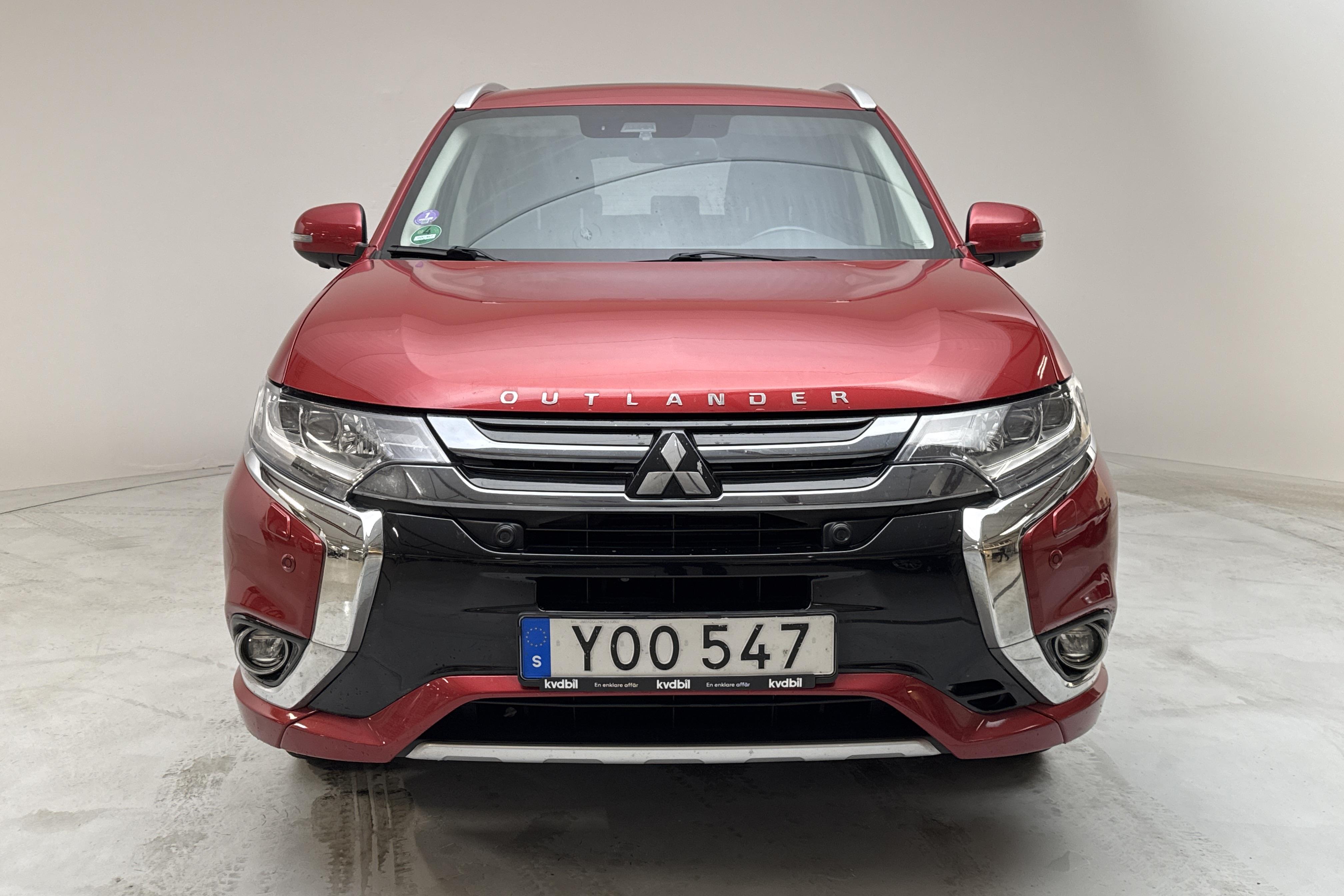 Mitsubishi Outlander 2.0 Plug-in Hybrid 4WD (121hk) - 11 316 mil - Automat - röd - 2017