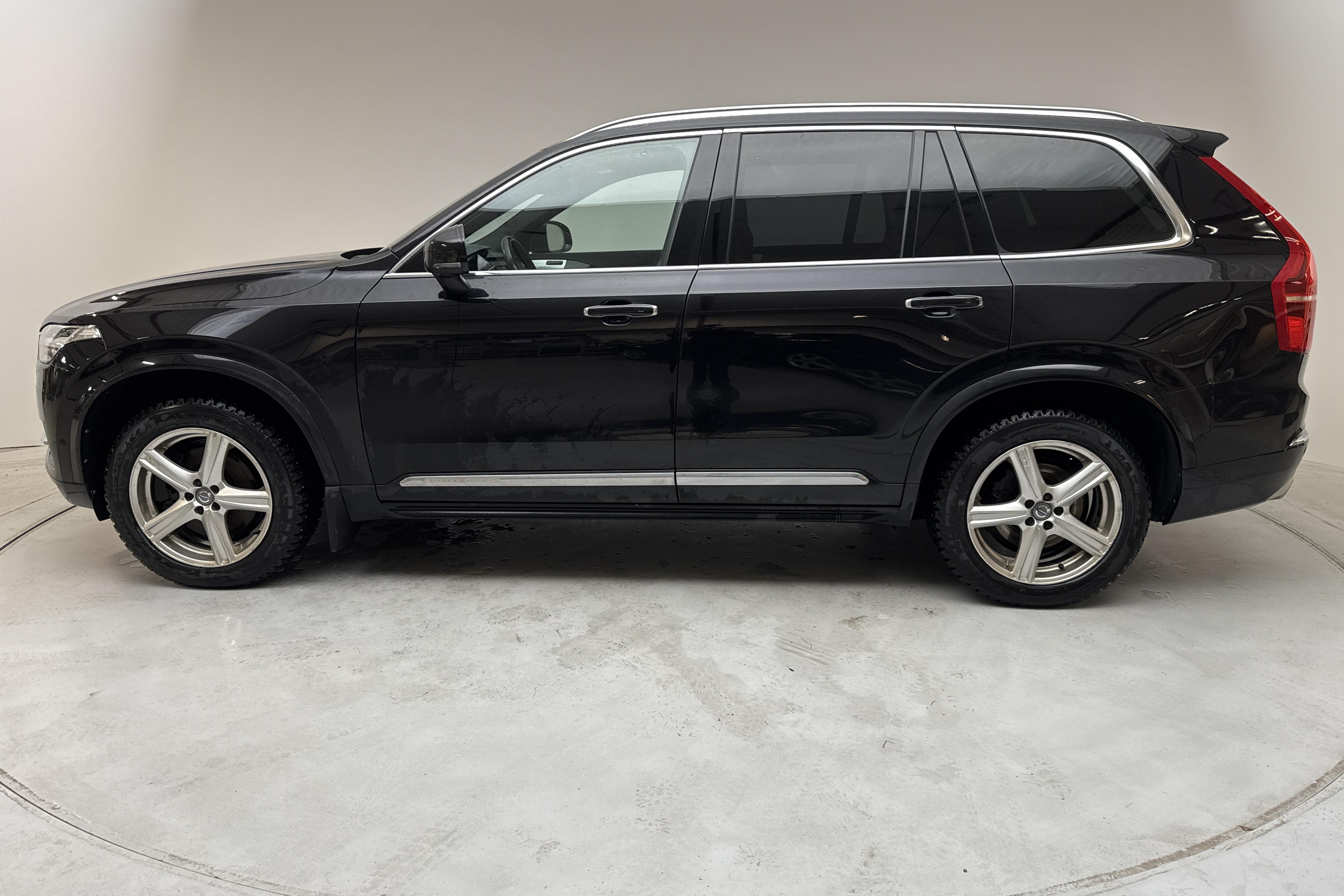 Volvo XC90 D5 AWD (235hk) - 304 870 km - Automatyczna - czarny - 2017