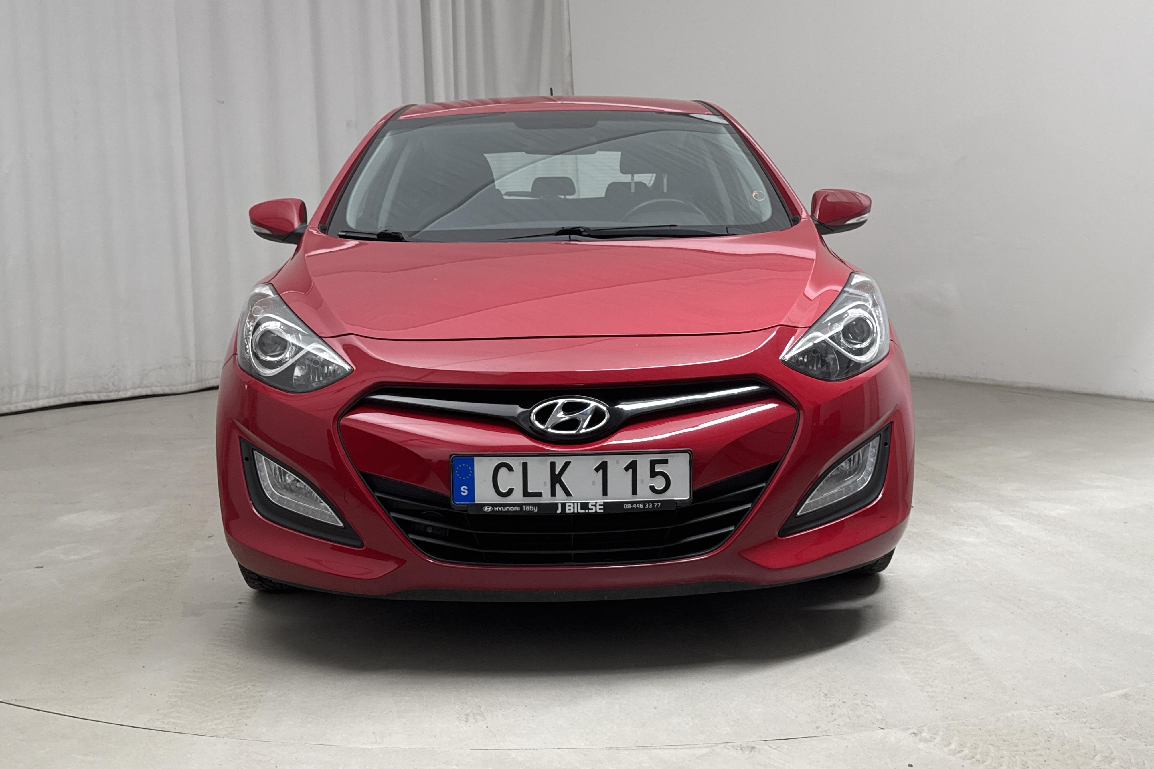 Hyundai i30 1.6 GDI 5dr (135hk) - 6 192 mil - Manuell - röd - 2014